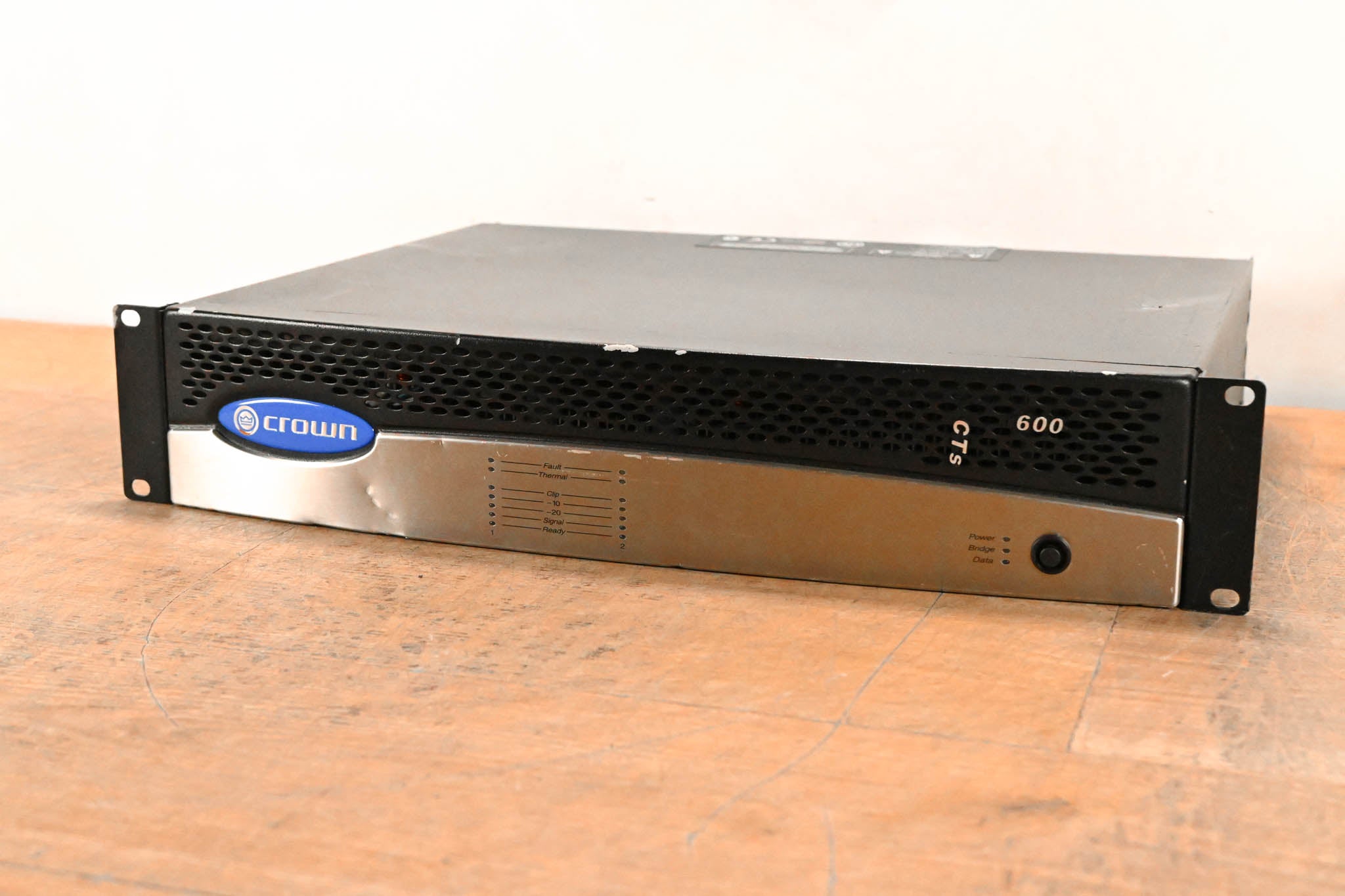 Crown CTs 600 Two-Channel 300W Power Amplifier