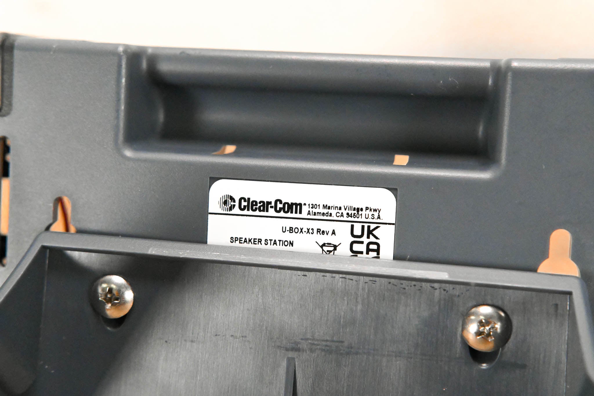 Clear-Com U-BOX-X3 Encore Surface Mount 1 Ch for KB Speaker Stations