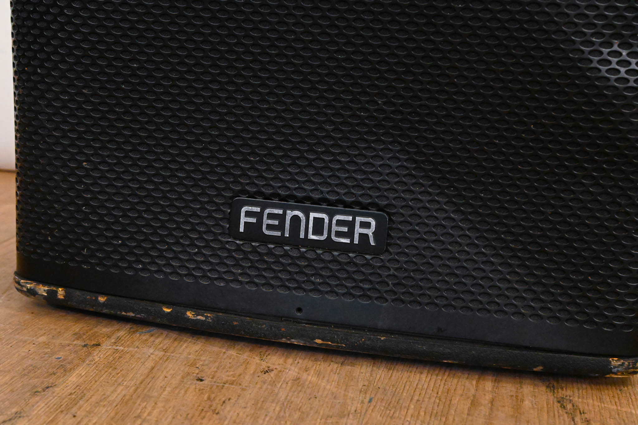 Fender Fortis F-15BT 15" 1300W 2-Way Powered Loudspeaker