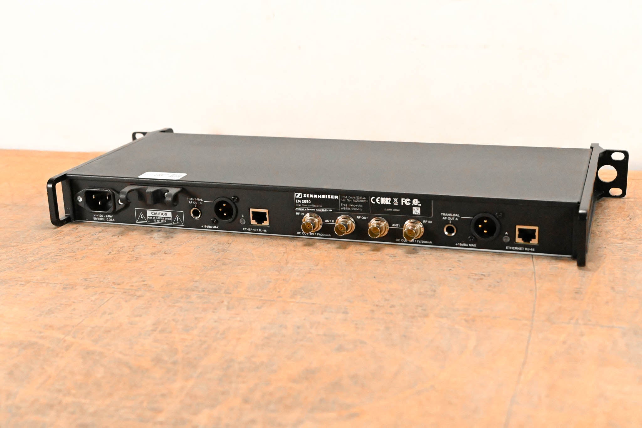 Sennheiser EM 2050 Dual-Channel Wireless Receiver Aw Range: 516-558 MHz