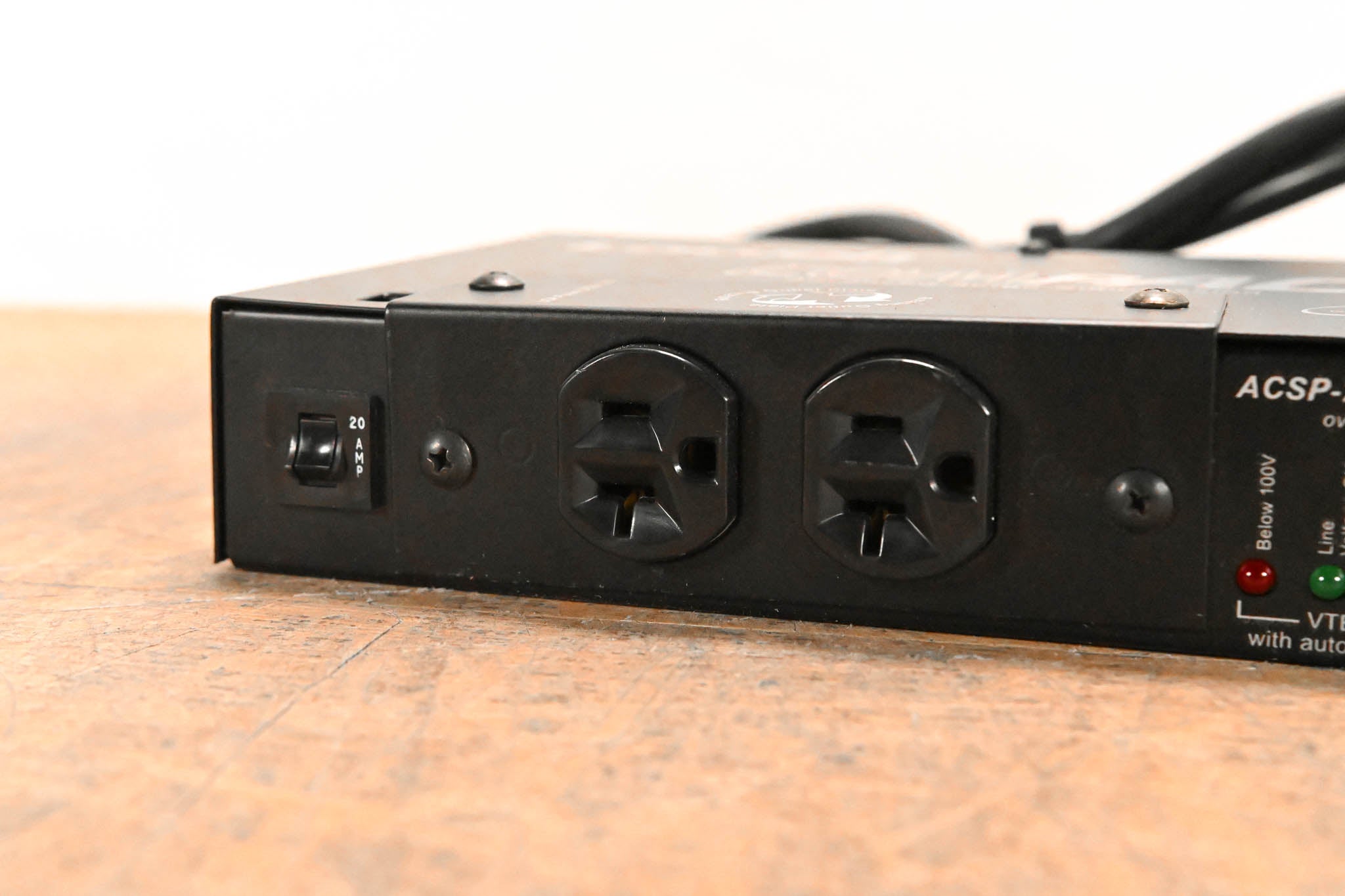Lowell ACSP-2002-VTE Compact Surge Suppressor