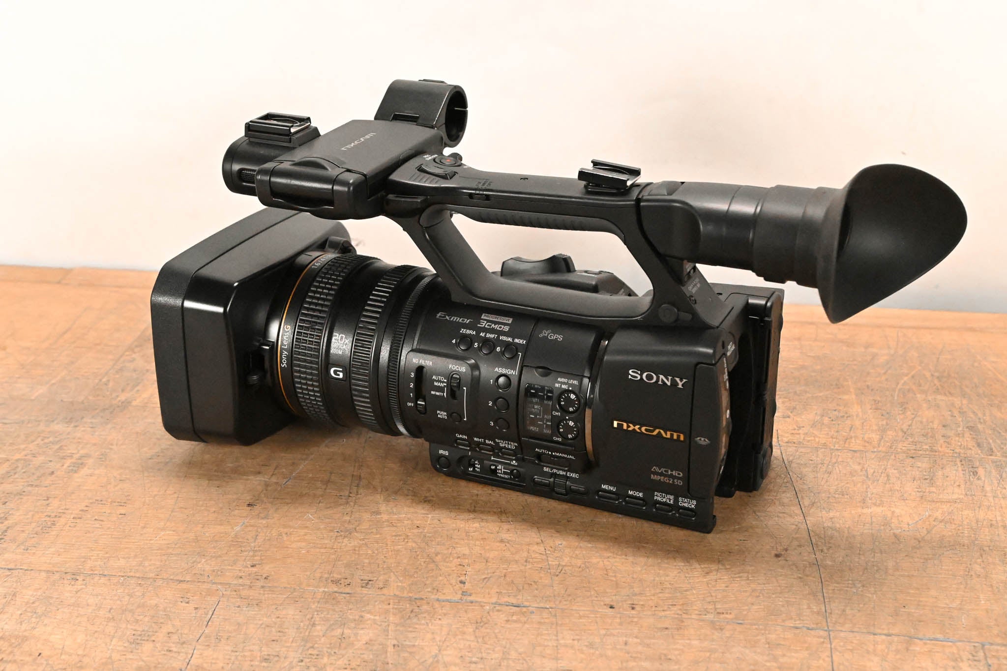 Sony HXR-NX5U NXCAM Professional Camcorder