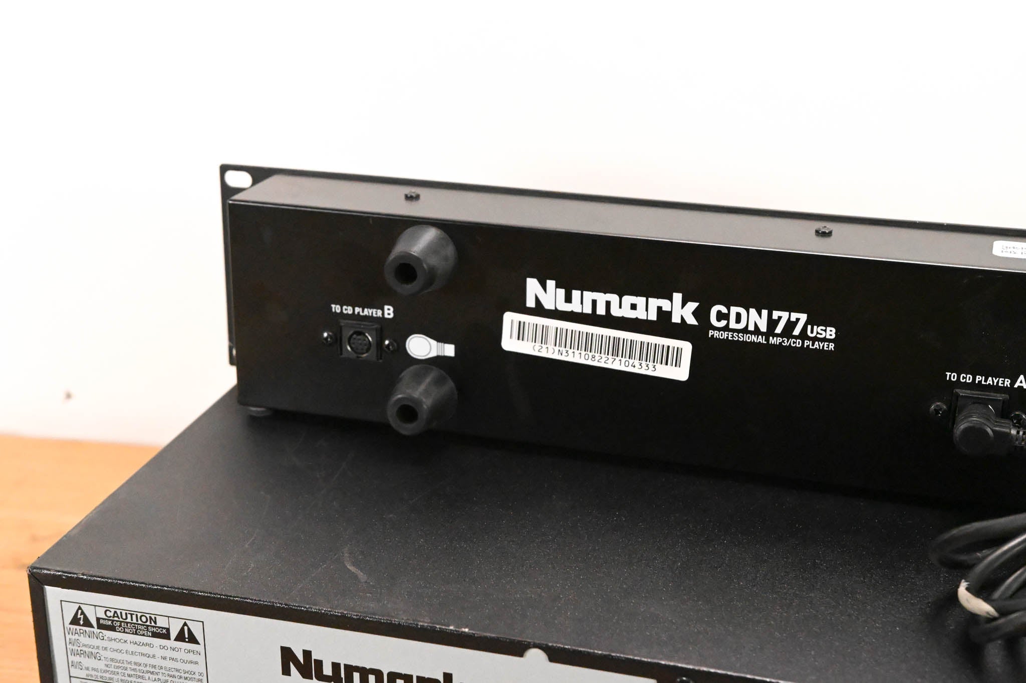 Numark CDN77USB Professional MP3 USB/CD Player with Controller