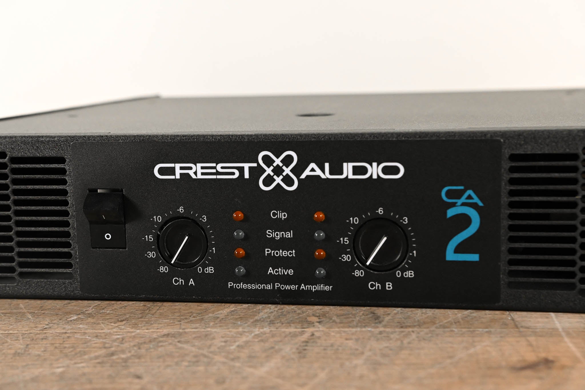 Crest Audio CA2 2-Channel Power Amplifier