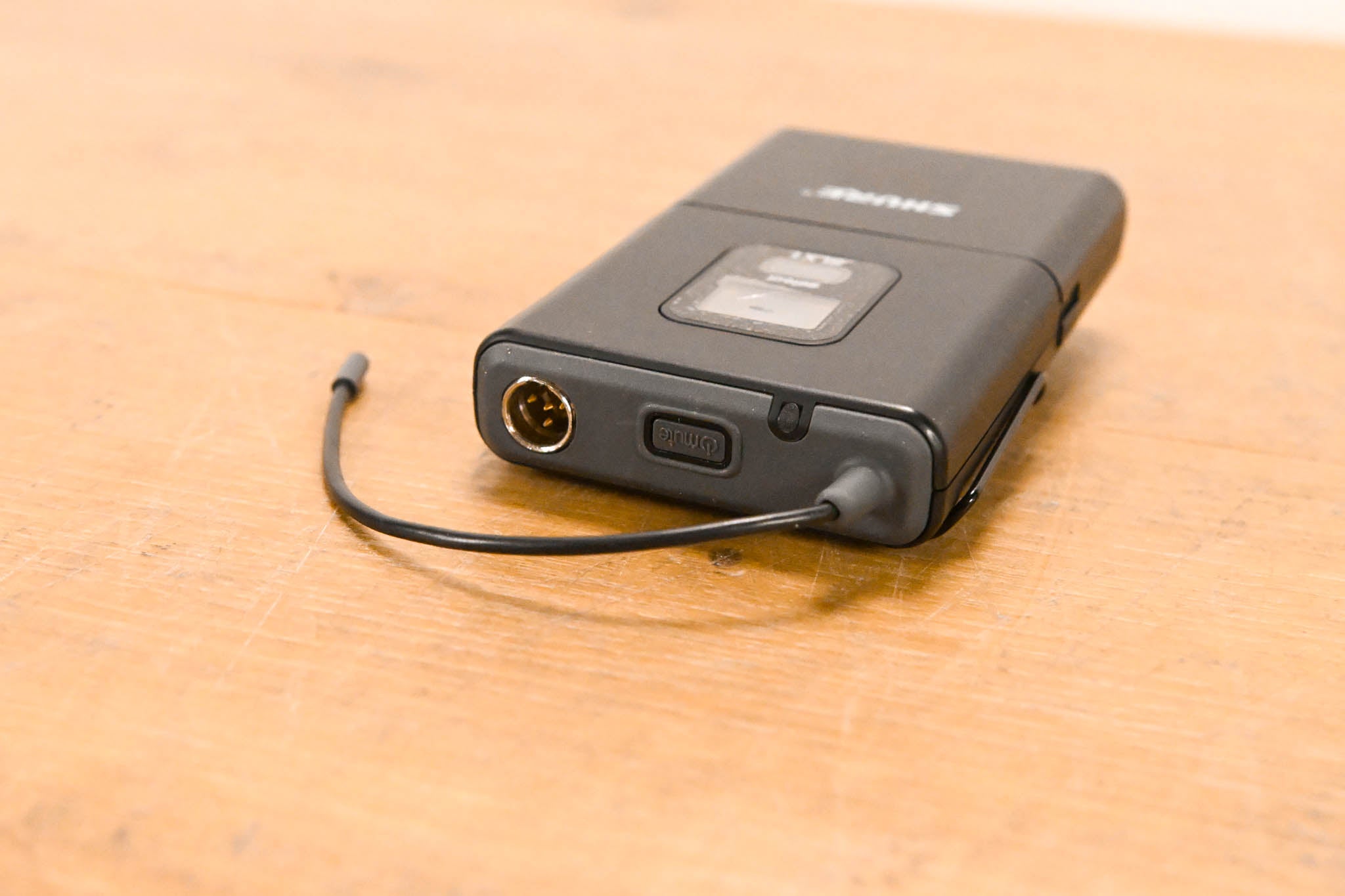 Shure SLX14-H5 Wireless Bodypack System - 518-542 MHz (NO POWER SUPPLY)
