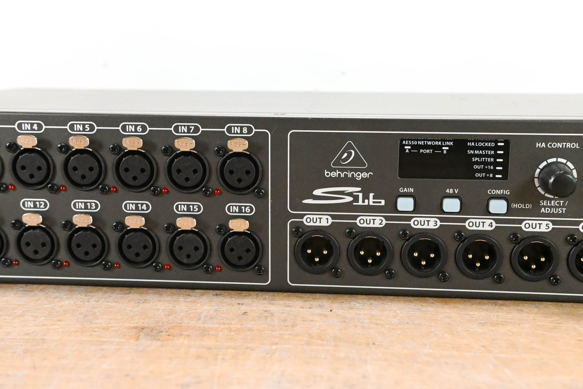 Behringer S16 16 x 8 Digital Stage Box