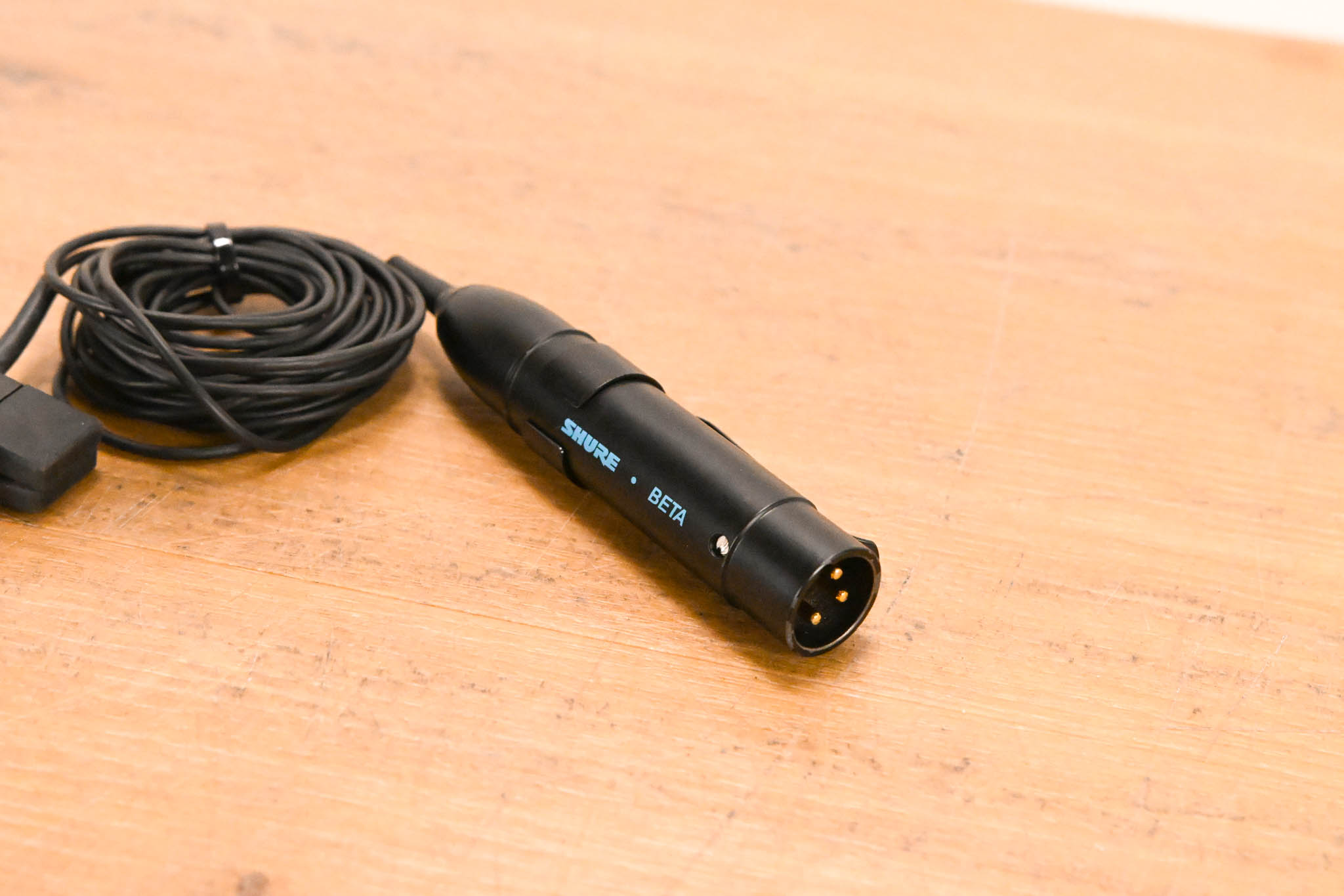 Shure Beta 98H/C Miniature Cardioid Condenser Instrument Microphone
