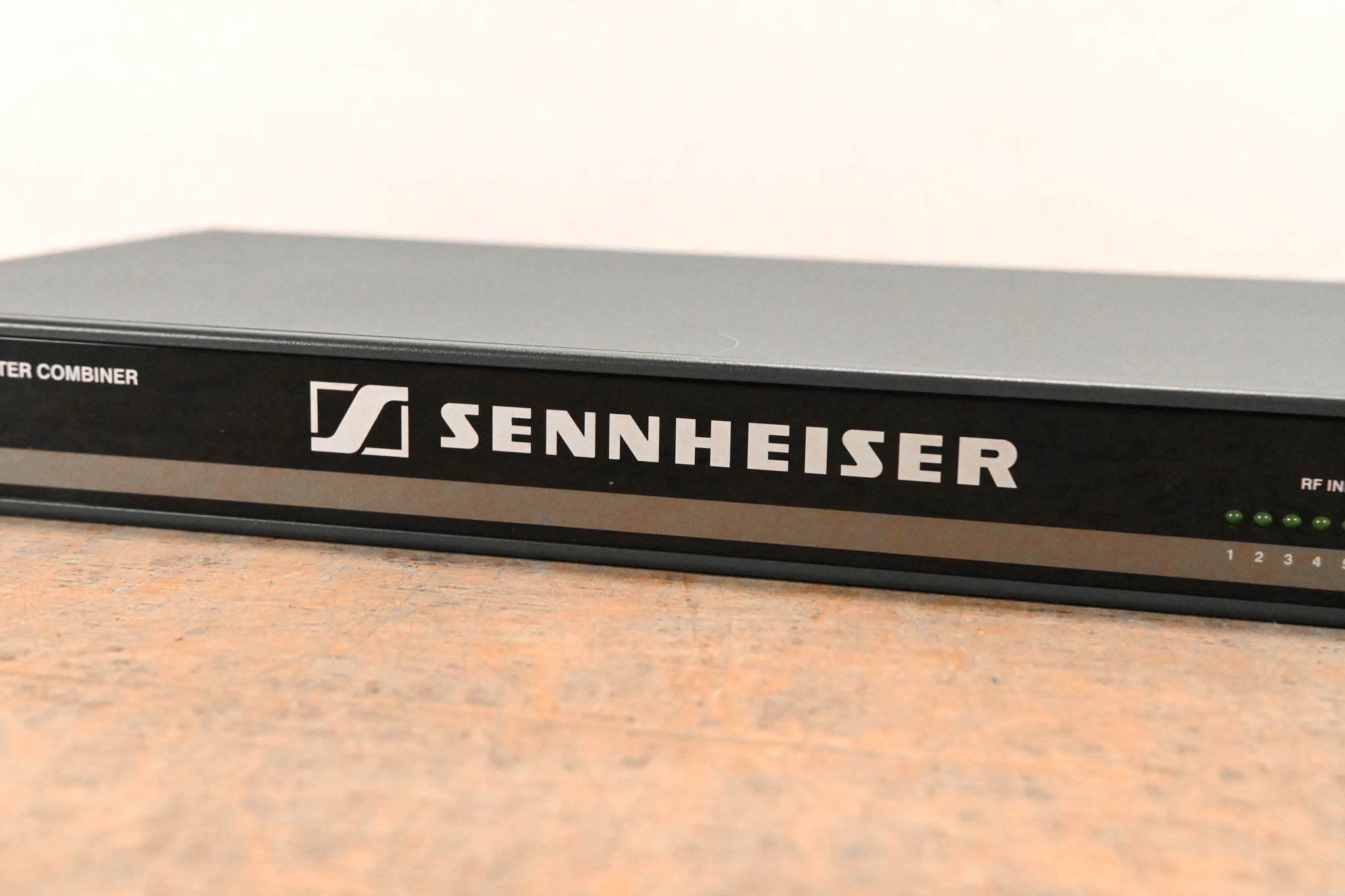 Sennheiser AC 3200-II Active 8-Channel Antenna Combiner NO POWER SUPPLY