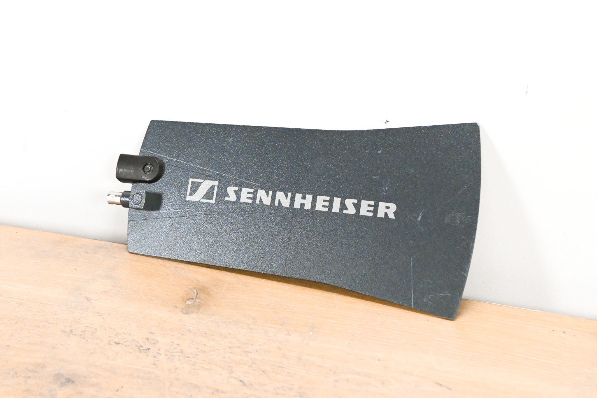 Sennheiser A 1031-U Omnidirectional UHF Antenna