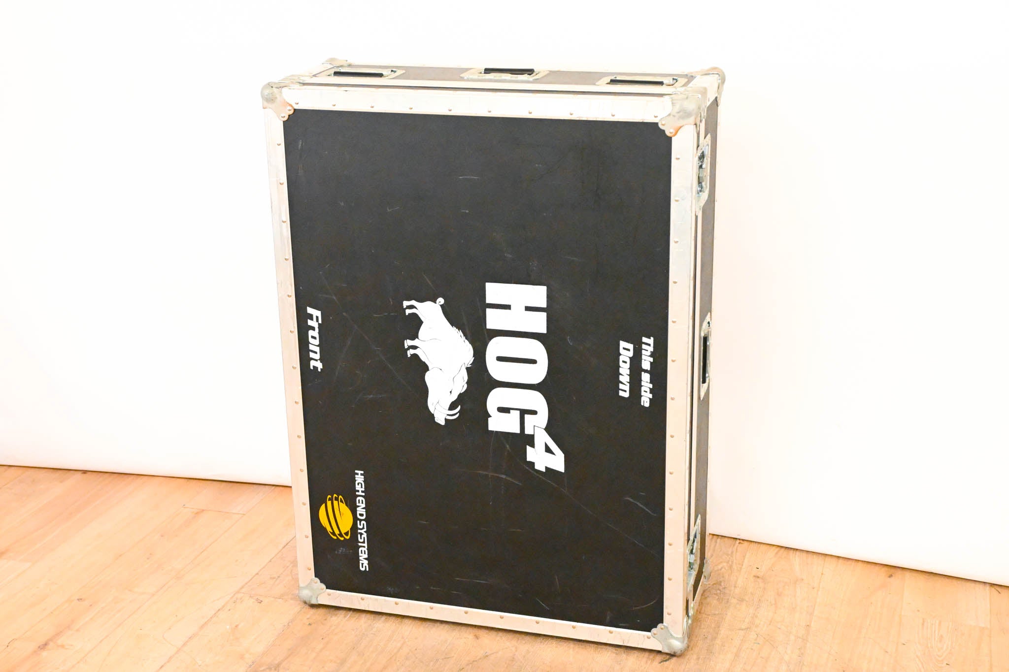 High End Systems Hog 4 Lighting Control Console with Road Case