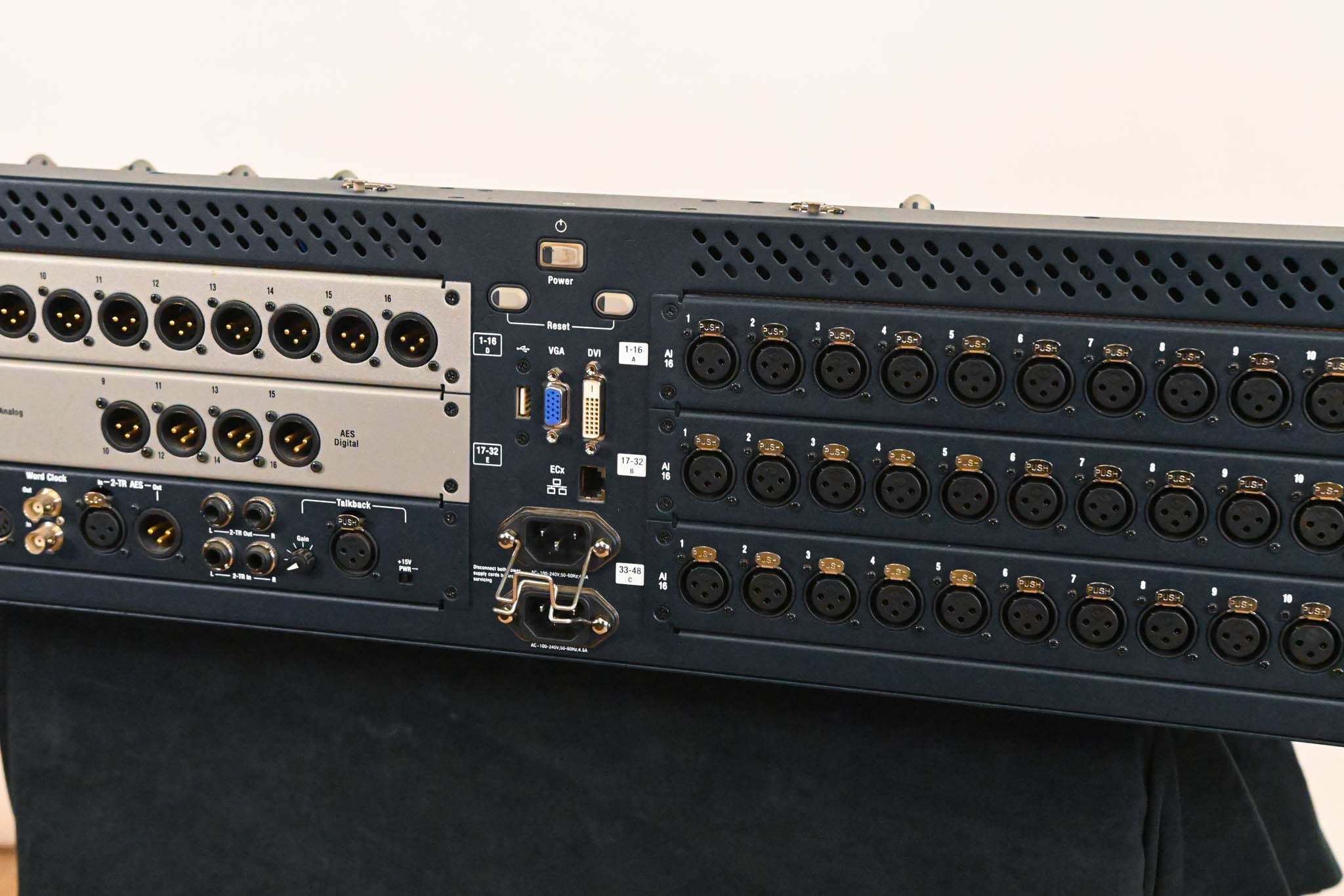 AVID VENUE SC48 Digital Audio Mixing Console