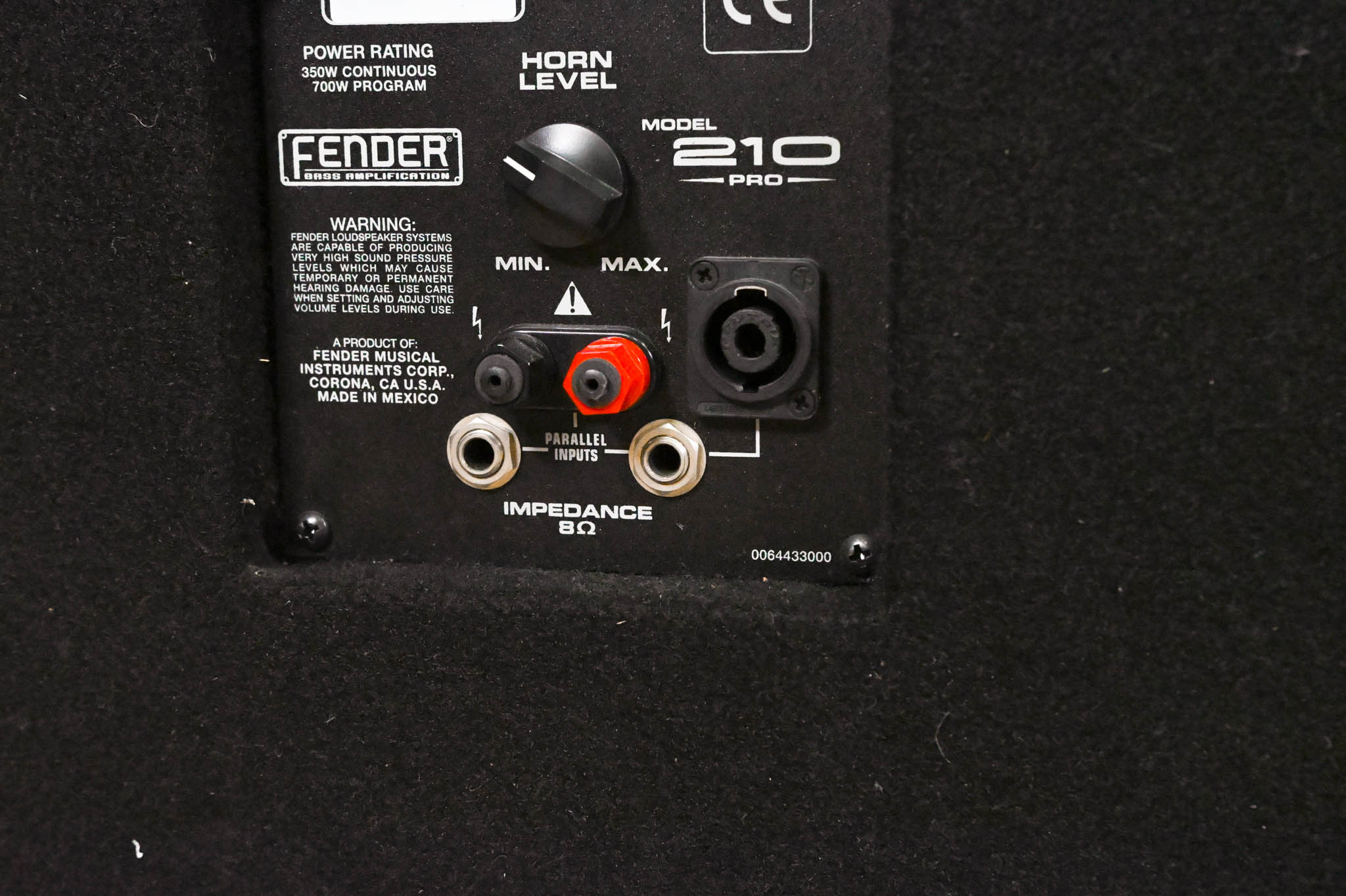 Fender 210 Pro 2x10 Bass Cabinet
