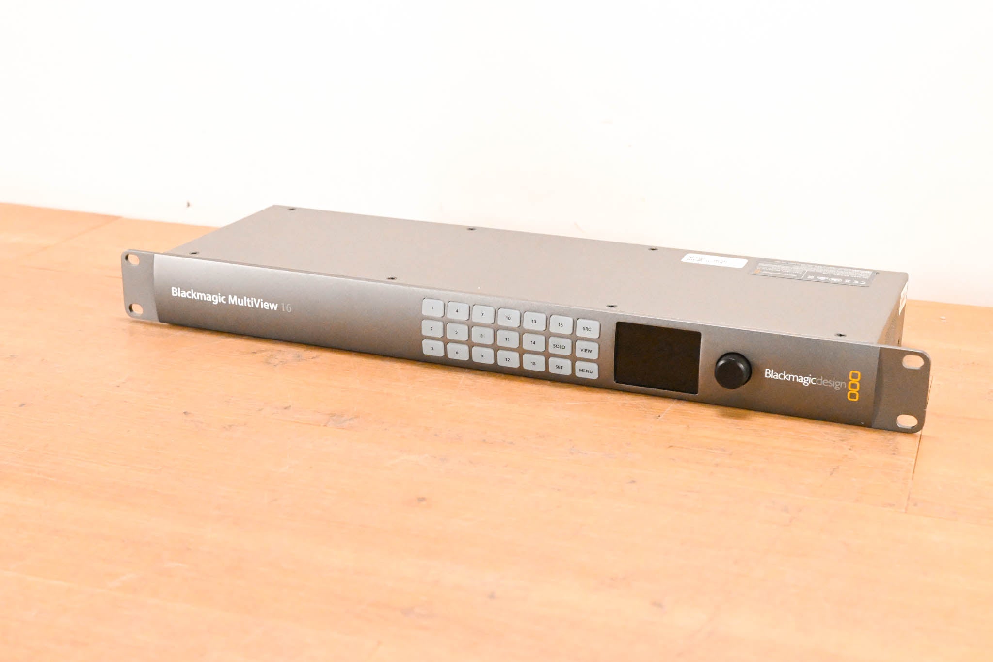 Blackmagic Design MultiView 16 16-source Monitor System