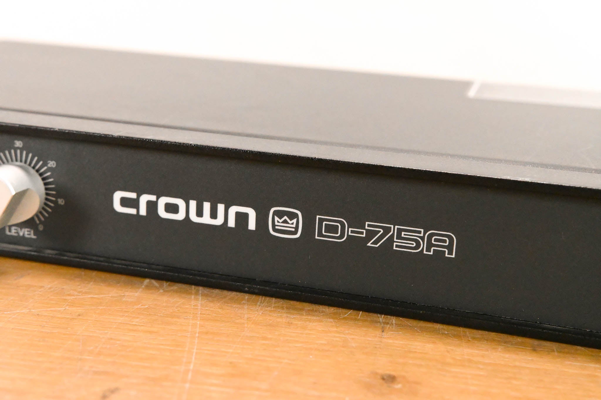 Crown D-75A 2-Channel Power Amplifier
