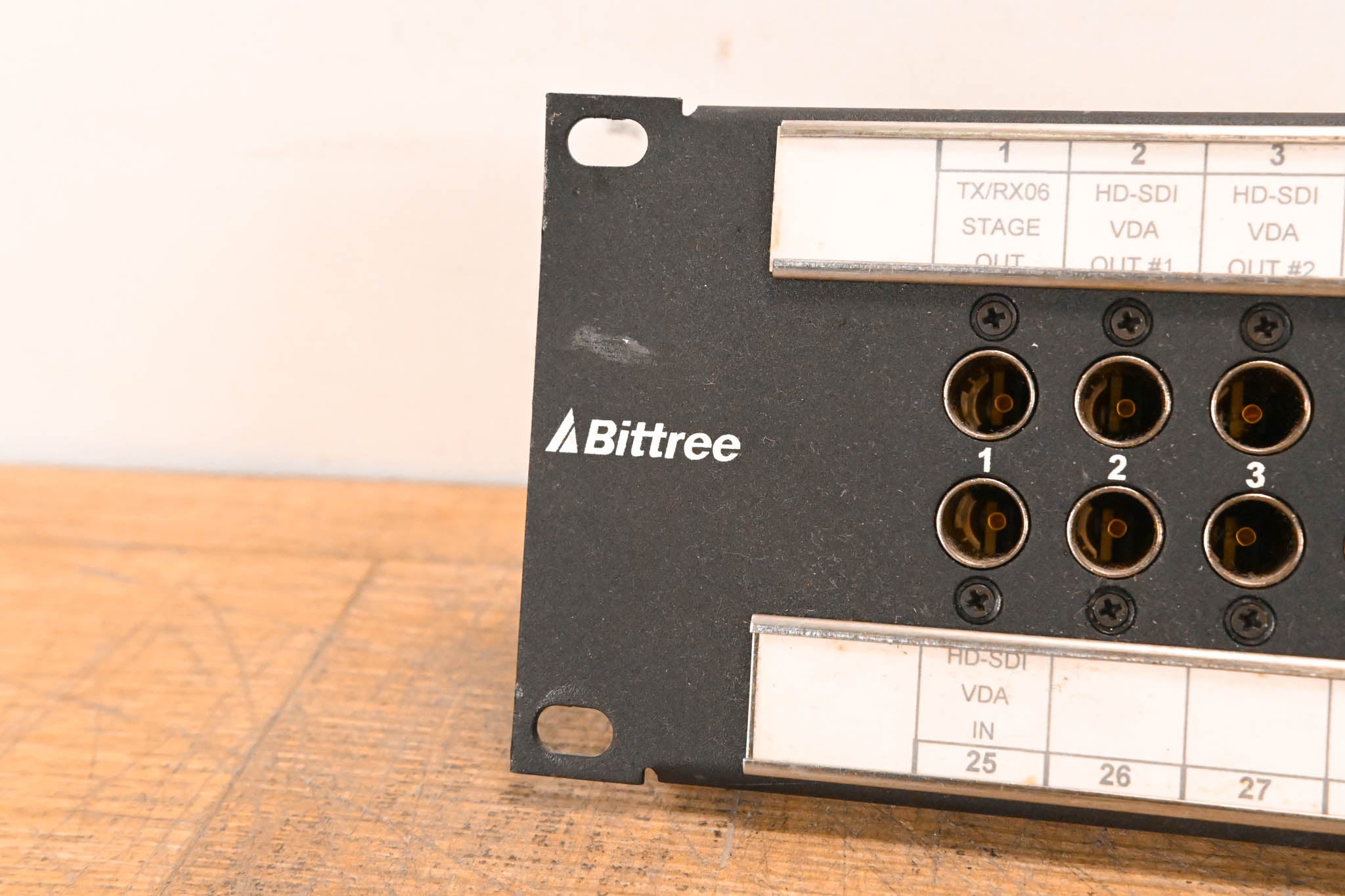 Bittree E-2WTHD/S 2x24 2RU Video Patchbay