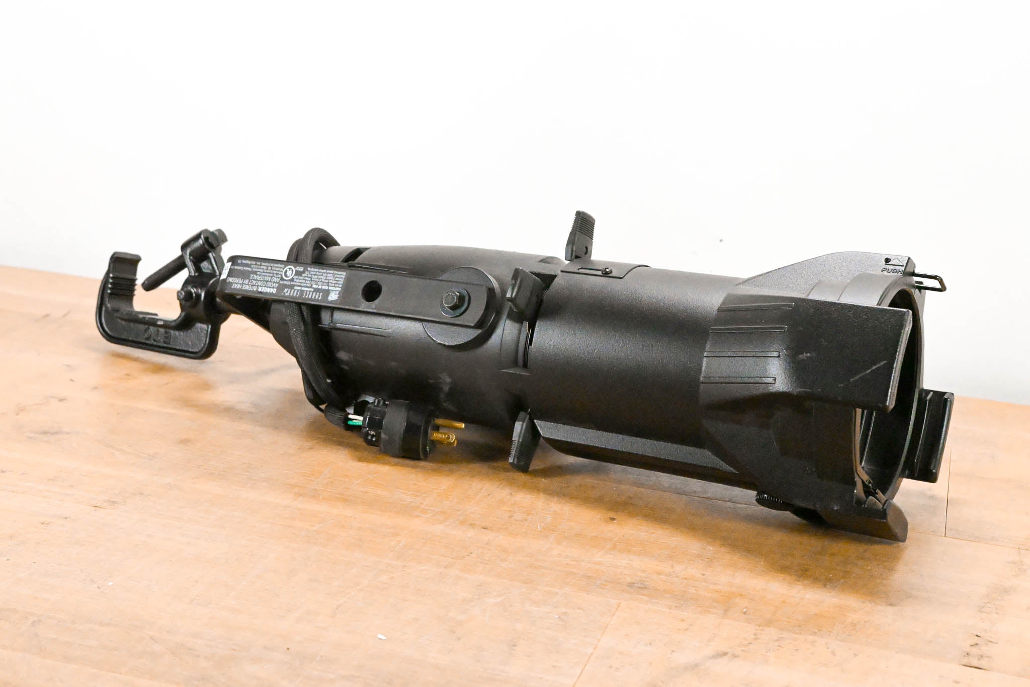 ETC Source Four Jr 26 Degree 575 Ellipsoidal Light