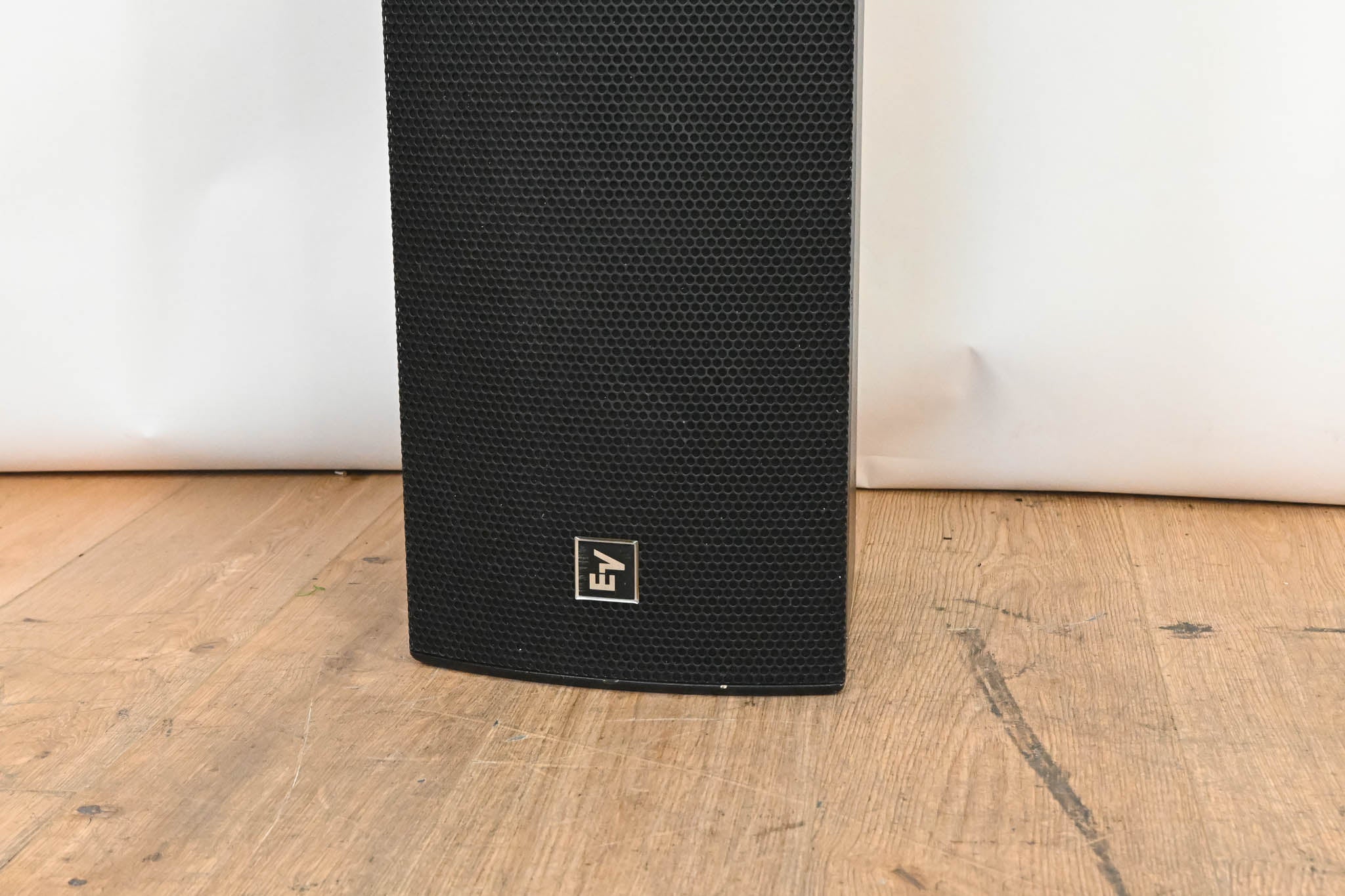 Electro-Voice (EV) EVU-2082/95 Ultracompact 2‑Way Loudspeaker