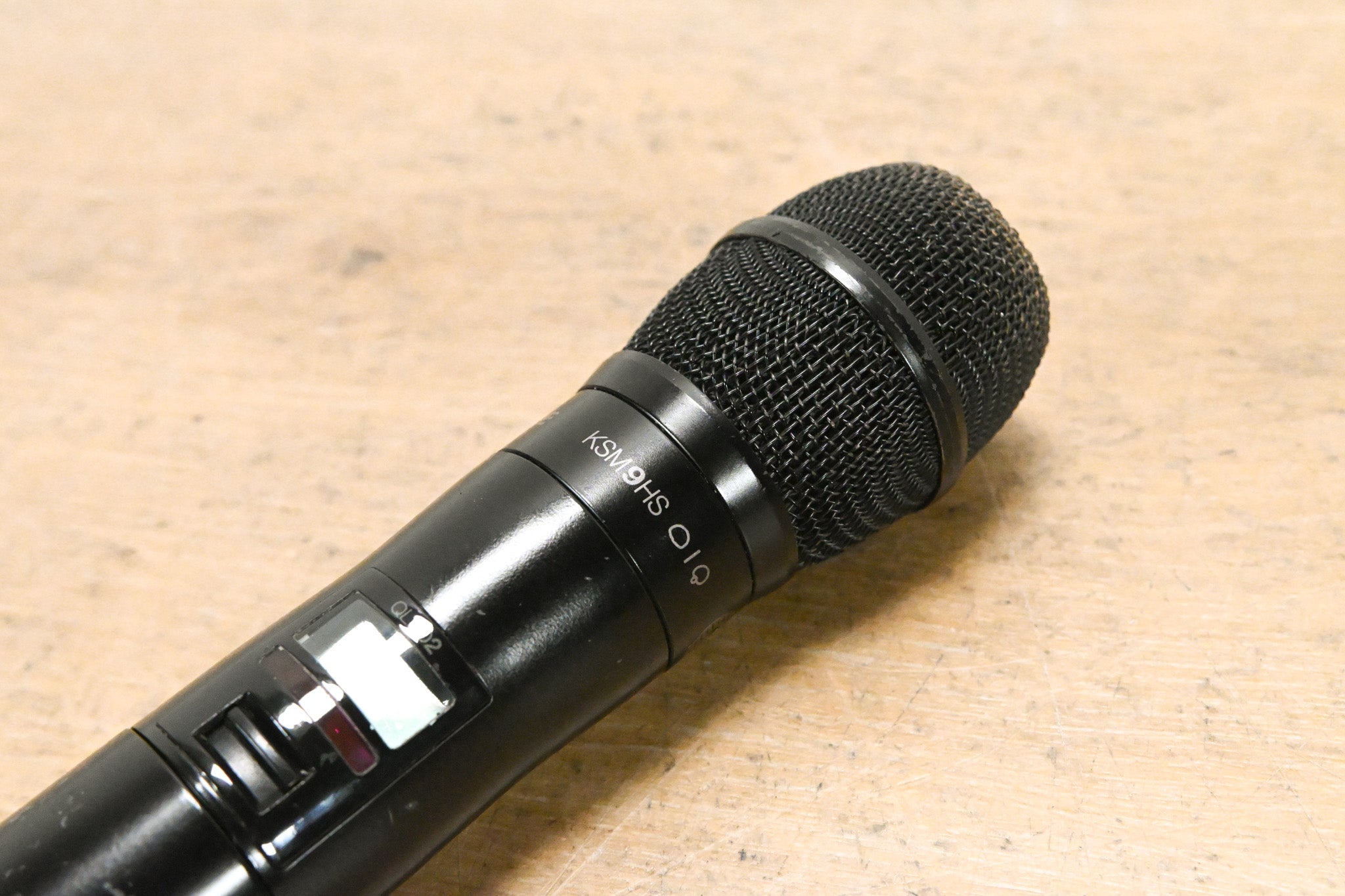 Shure QLXD24/KSM9HS Digital Handheld Wireless System - G50 Band (NO PSU)