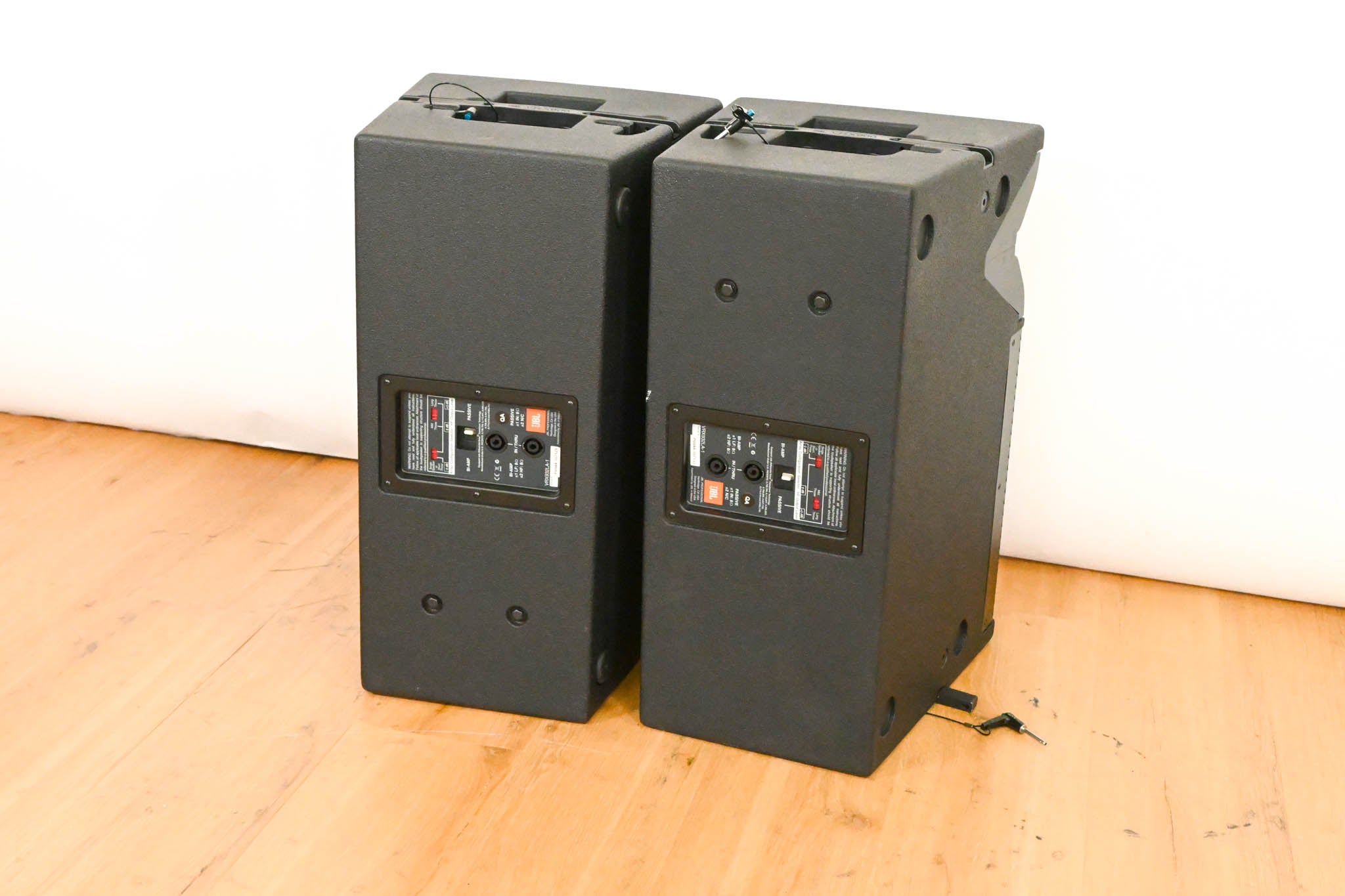 JBL VRX932LA-1 12" Two-Way Line Array Loudspeaker System (PAIR)