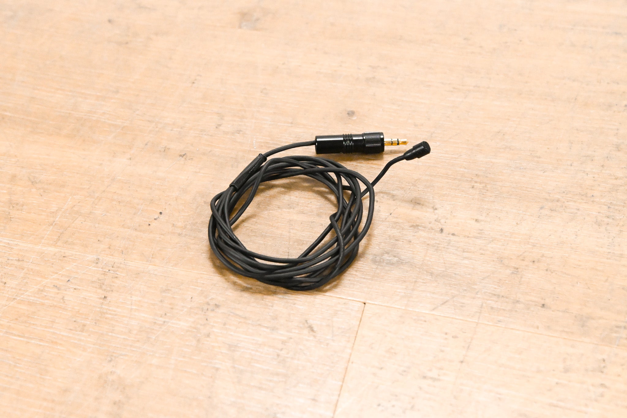 Sennheiser MKE 2 Lavalier Lapel Microphone w/ Locking 3.5mm Connector