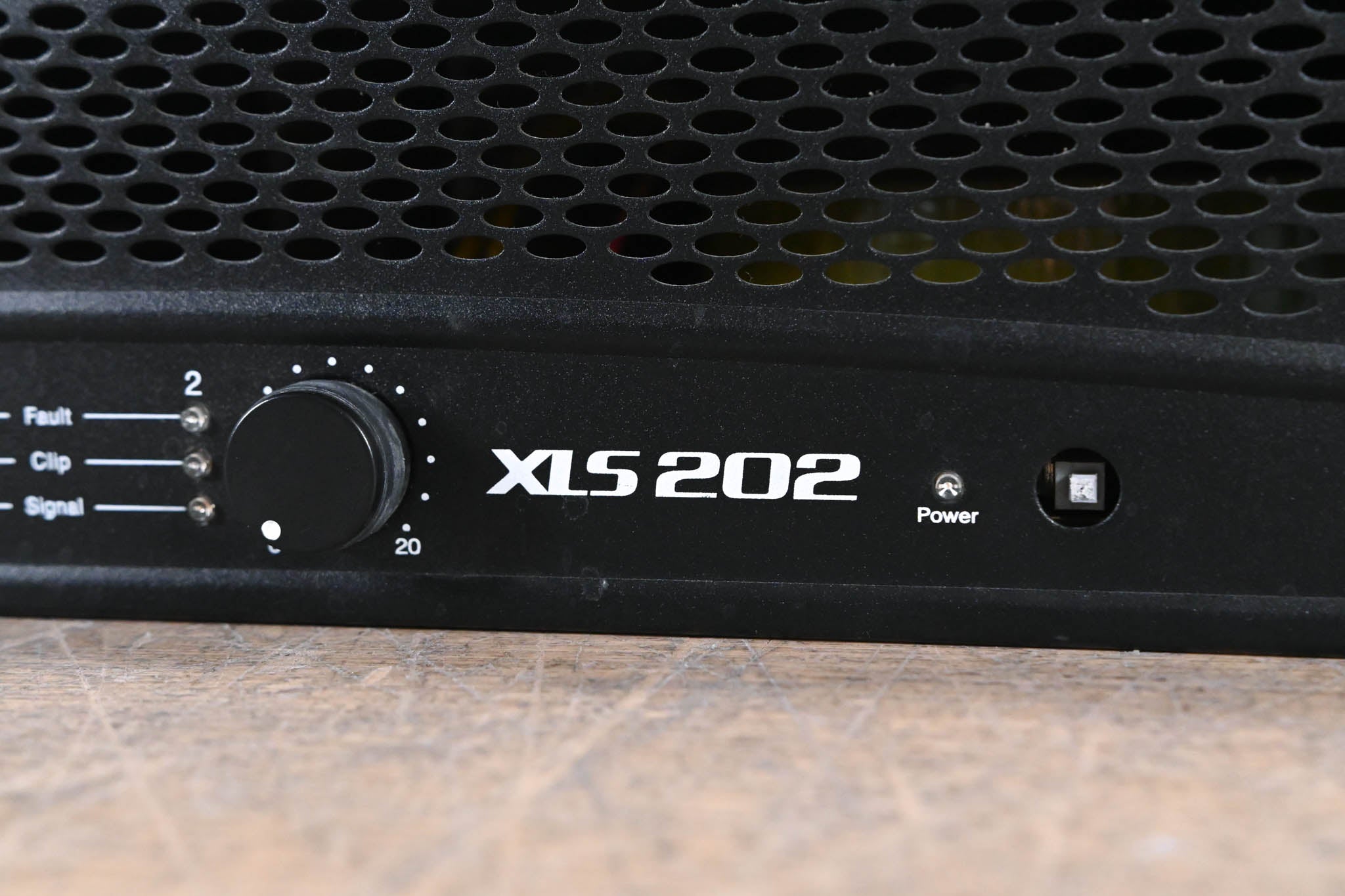 Crown XLS 202 2-Channel Power Amplifier