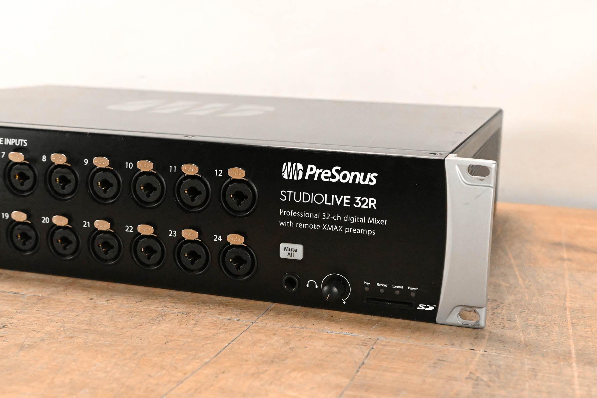 PreSonus StudioLive 32R 32-Channel Rackmount Digital Mixer