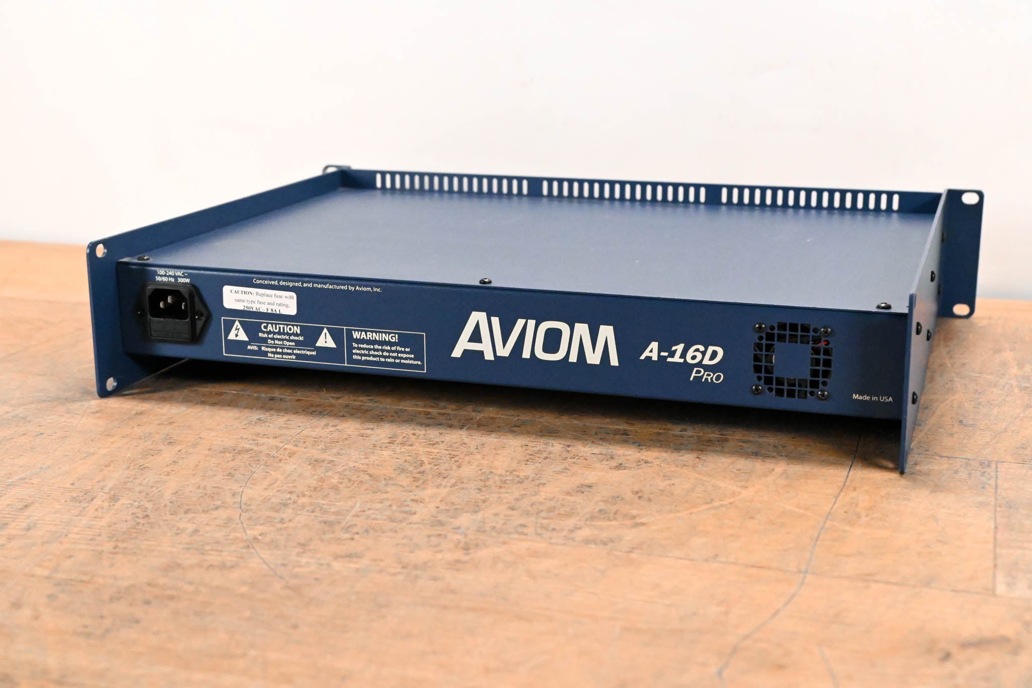 Aviom A-16D Pro A-Net Distributor