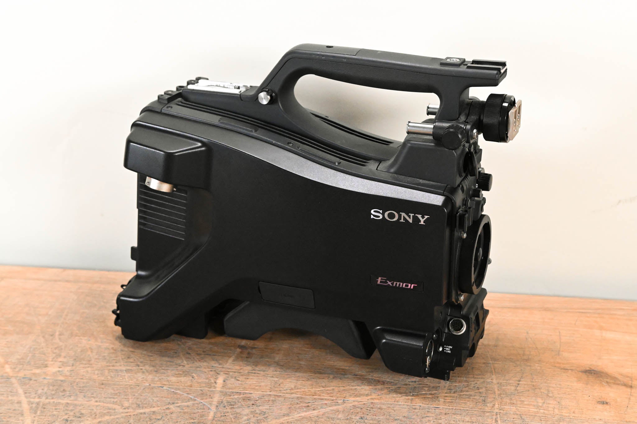 Sony HXC-D70 HD/SD Studio Camera