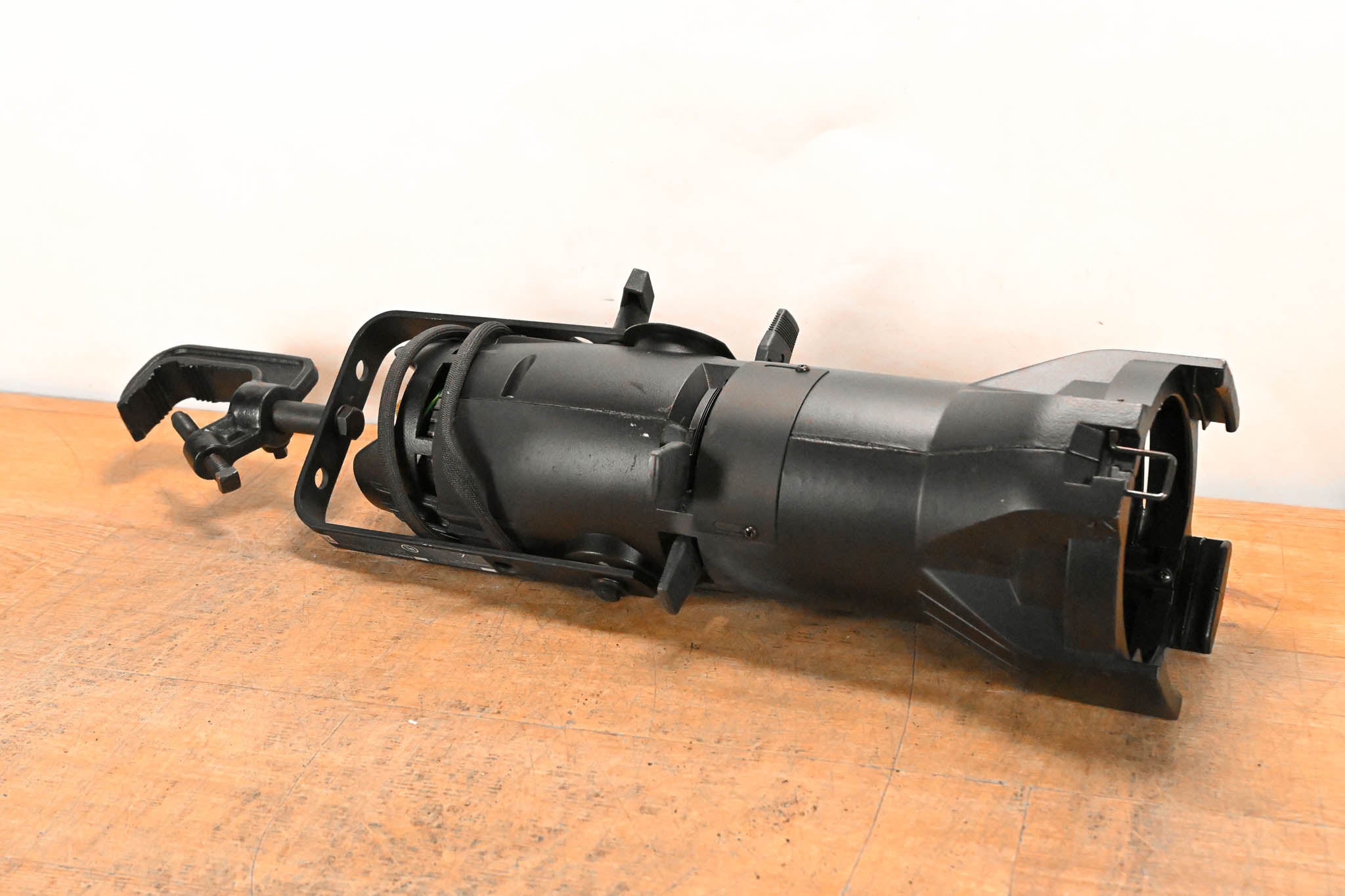 ETC Source Four Jr 25-50 Degree Zoom 575 Ellipsoidal Light