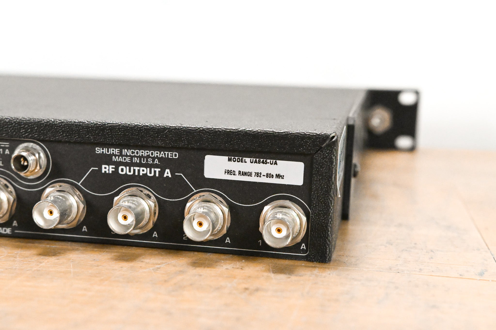 Shure UA845-UA UHF Antenna Distribution System 782-806 MHz