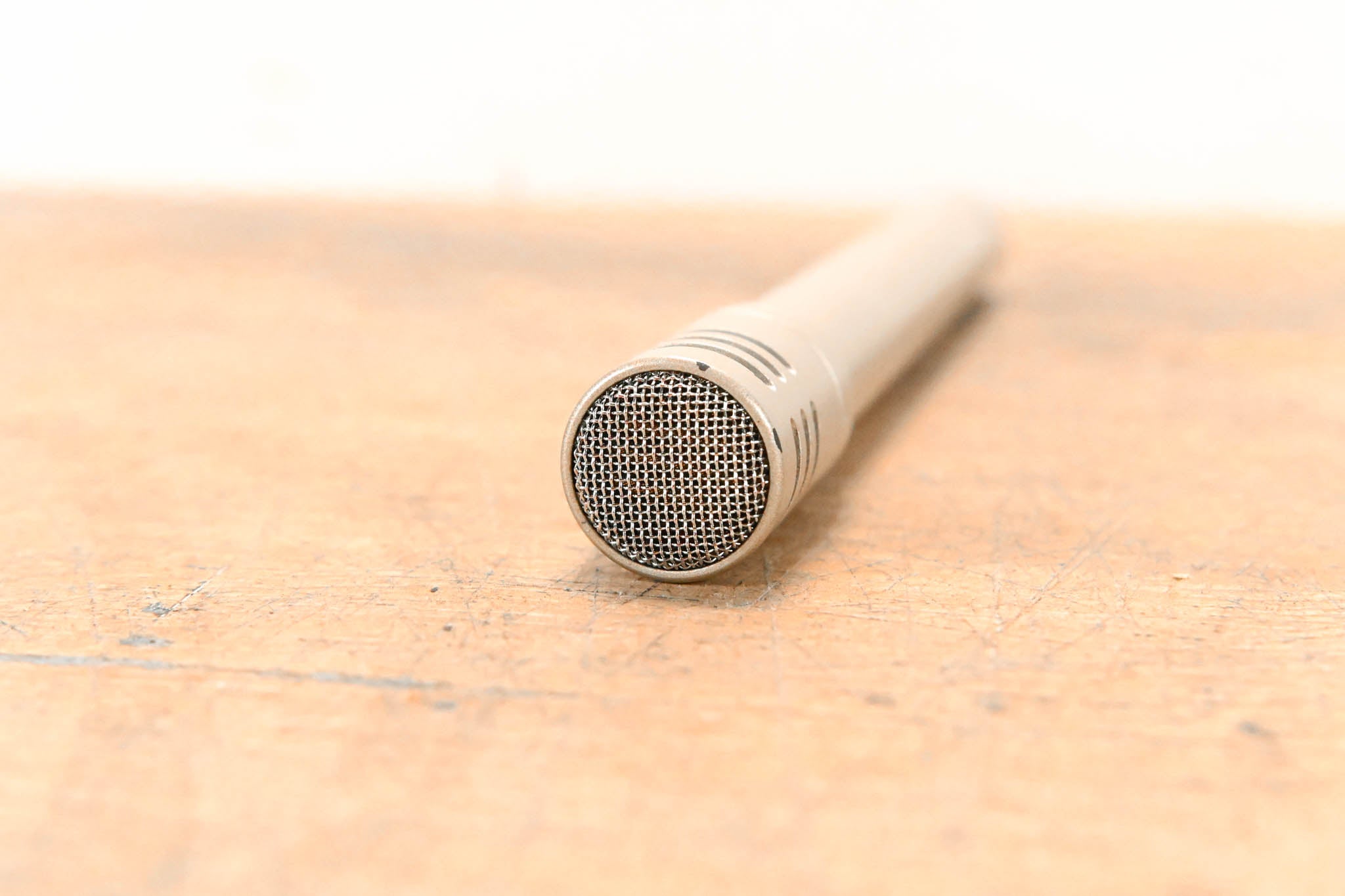 Shure SM81-LC Cardioid Condenser Microphone