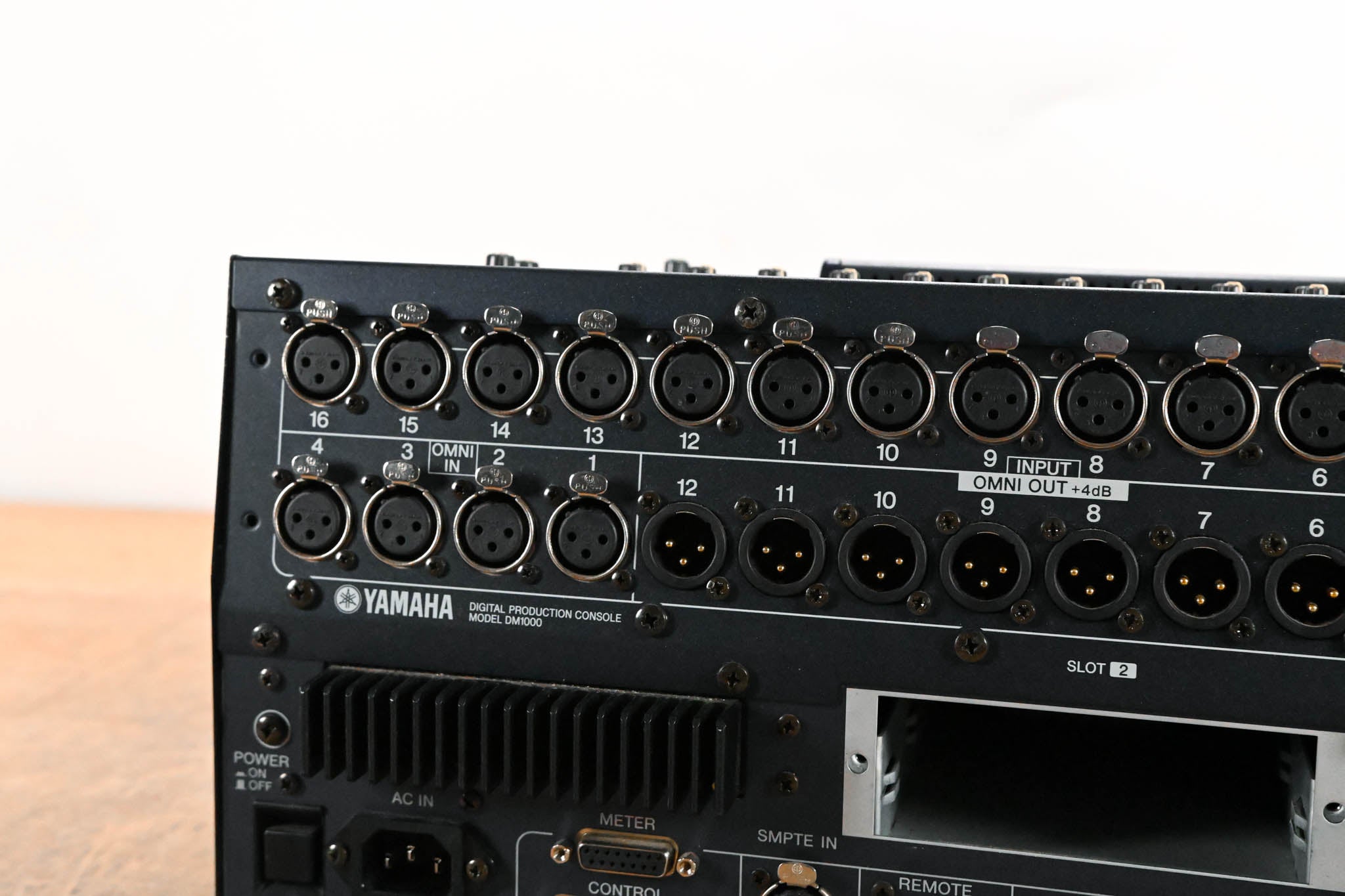 Yamaha DM1000 48-Channel Digital Audio Mixing Console