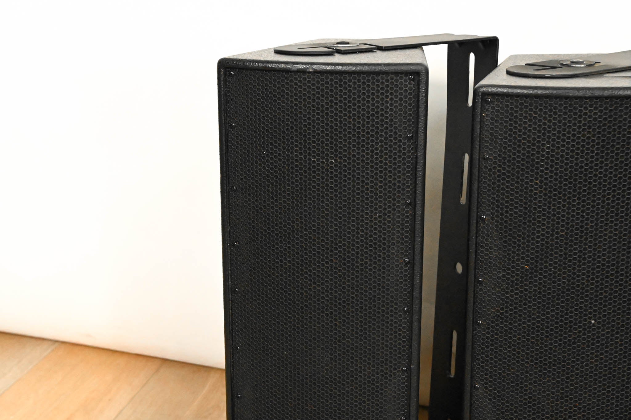 EAW JF80z Compact Two-Way Full Range Passive Loudspeaker (PAIR)