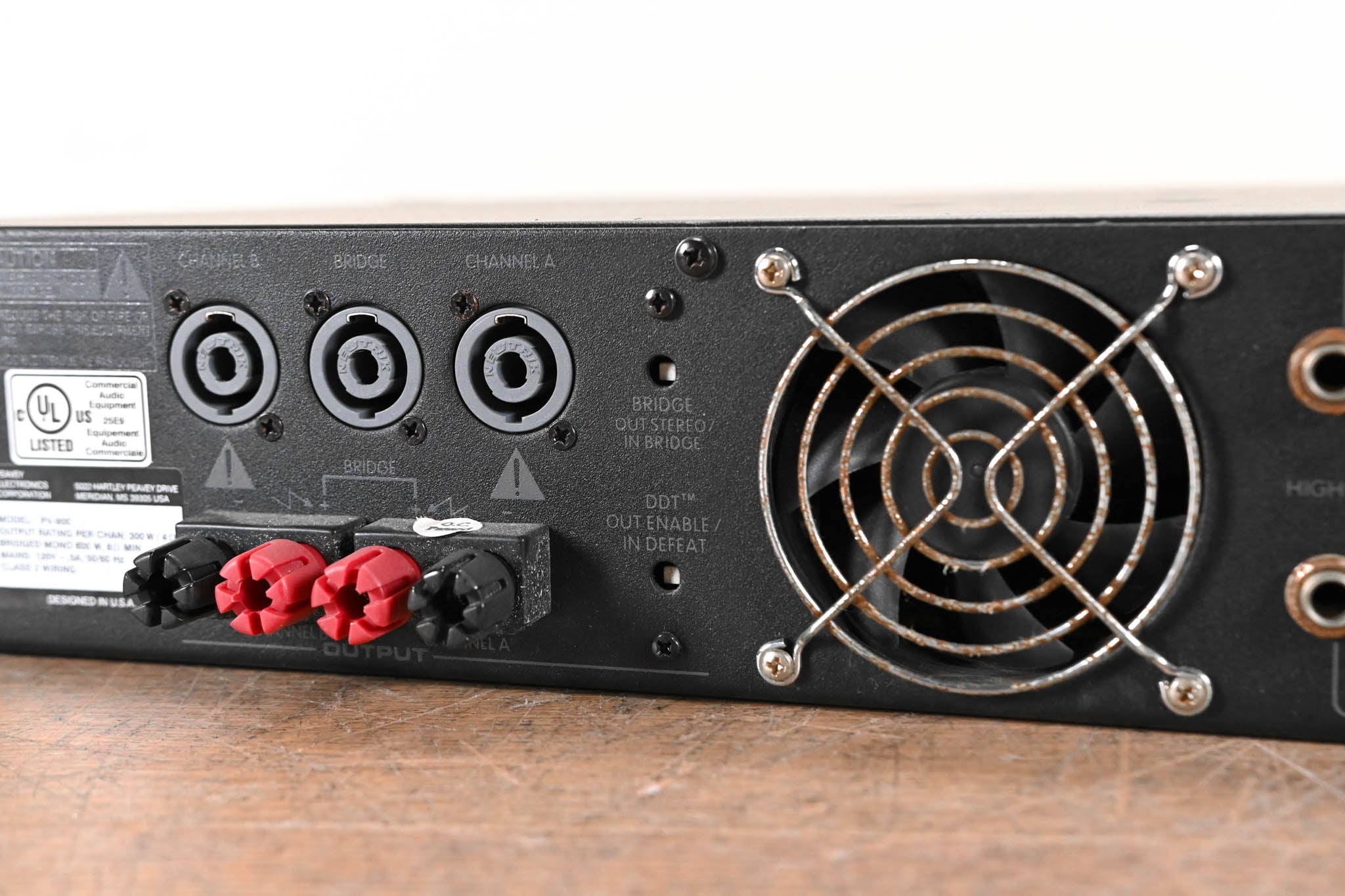 Peavey PV900 2-Channel Power Amplifier