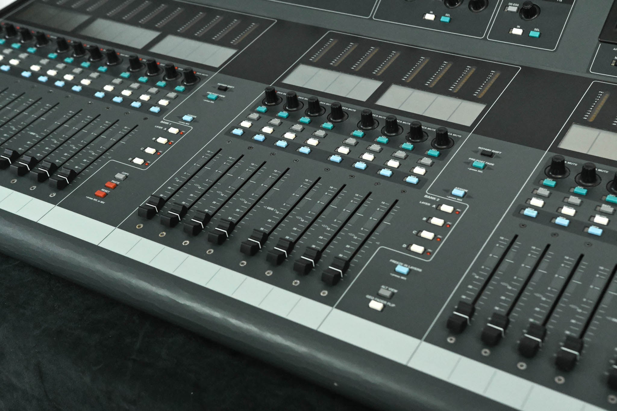 Allen & Heath iLive-T112 Digital Mixing Surface