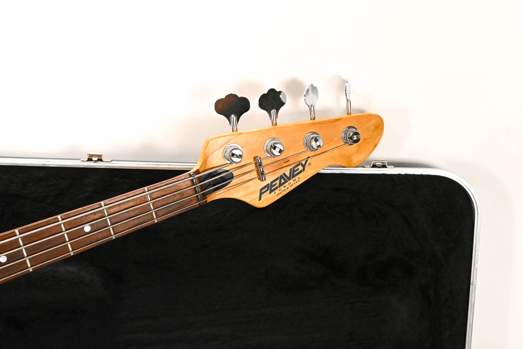 Peavey Forum 4-String Bass Guitar with Hard Case