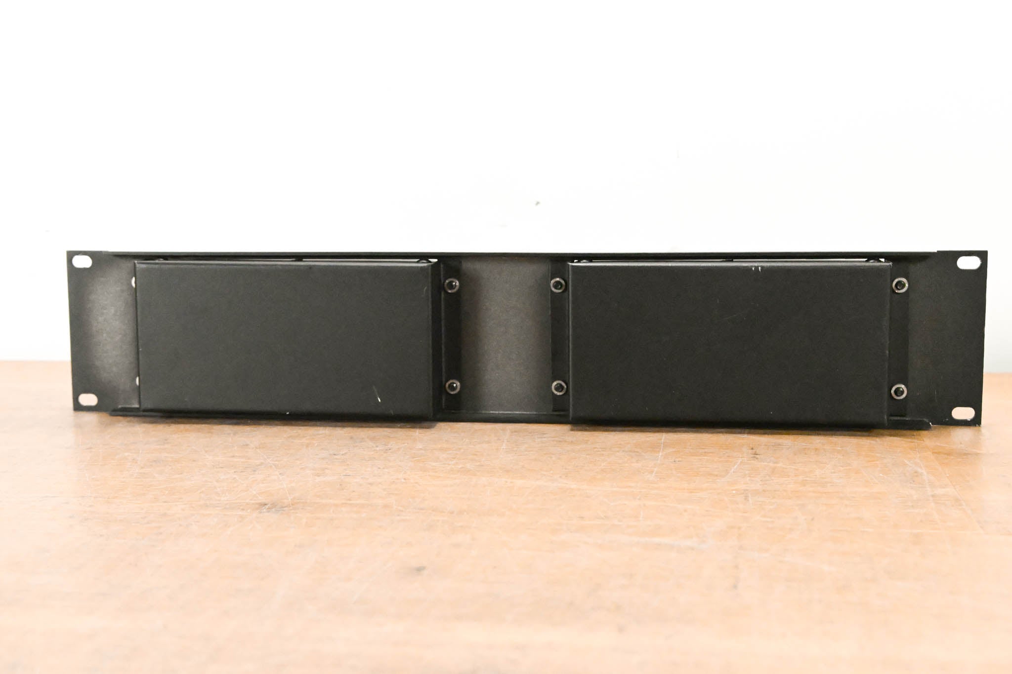 Whirlwind CATDUSA-2R-KIT 2 RU Rackmount Kit w/ Dual Catdusa Snake Boxes
