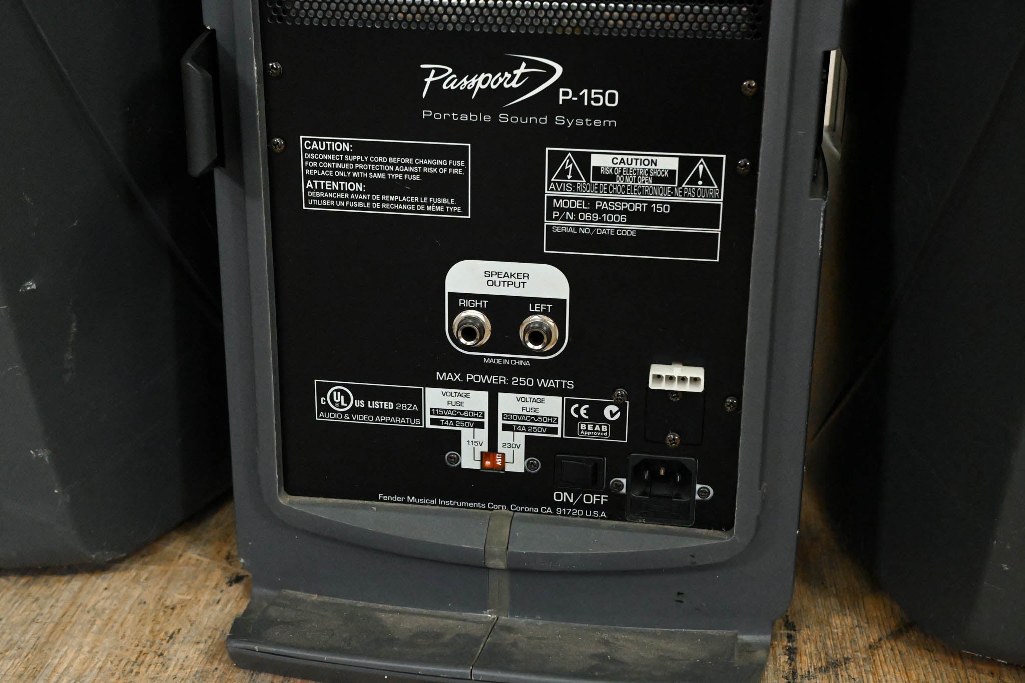 Fender Passport P-150 Portable PA System