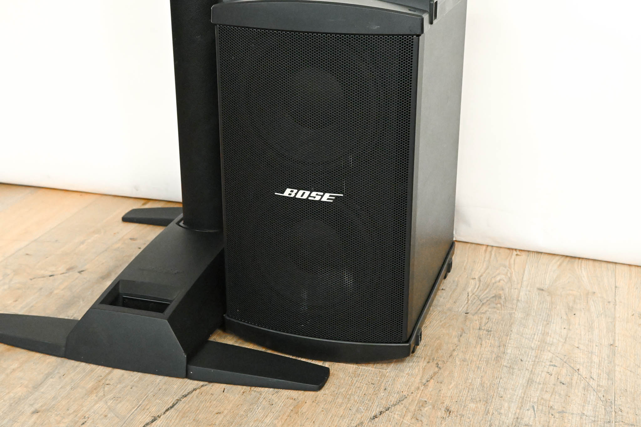 Bose L1 Model II with B2 Bass Module - Portable PA System