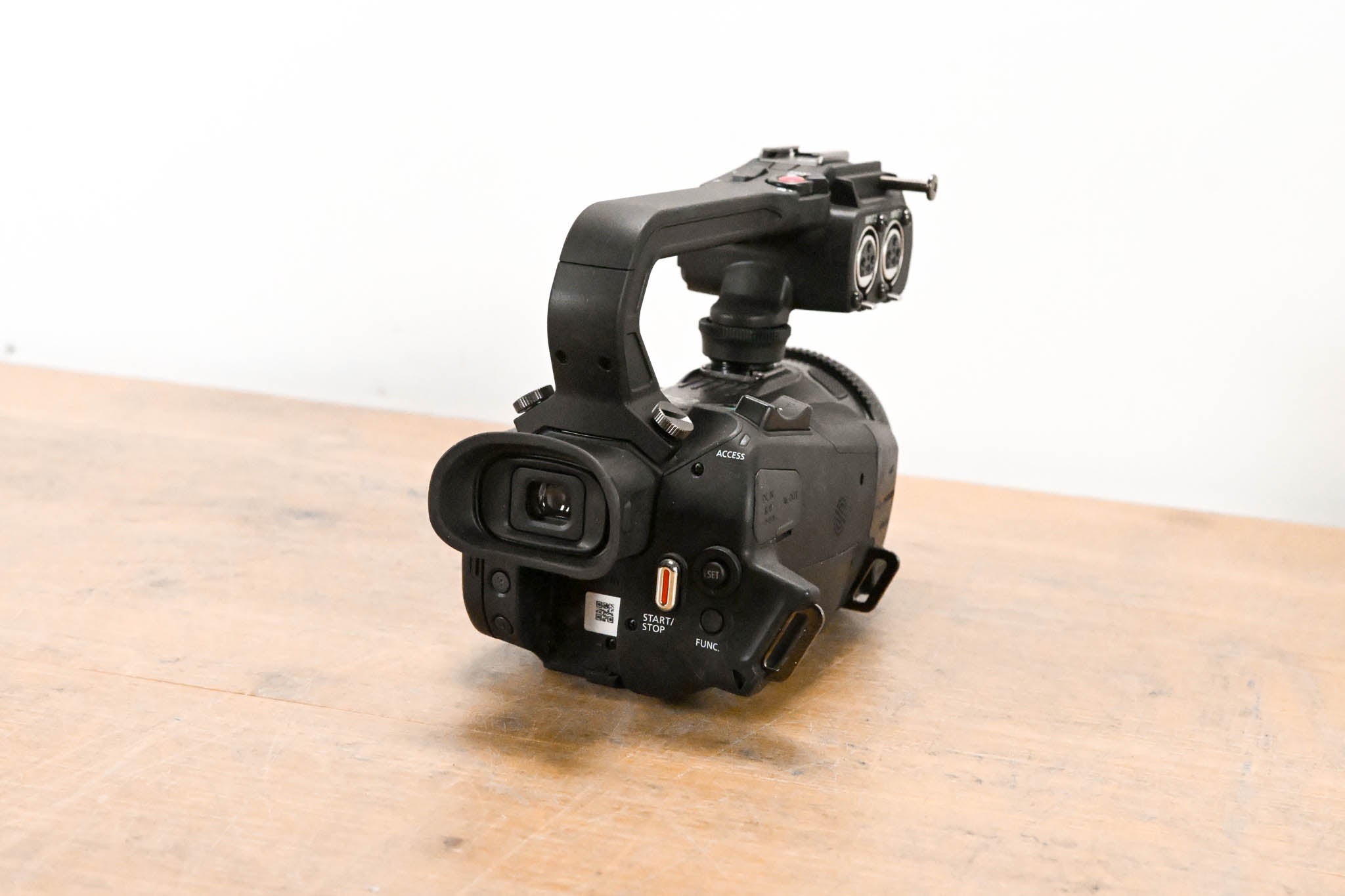 Canon XA35 HD Professional Camcorder w/ XLR Handle & HD/SD-SDI Output