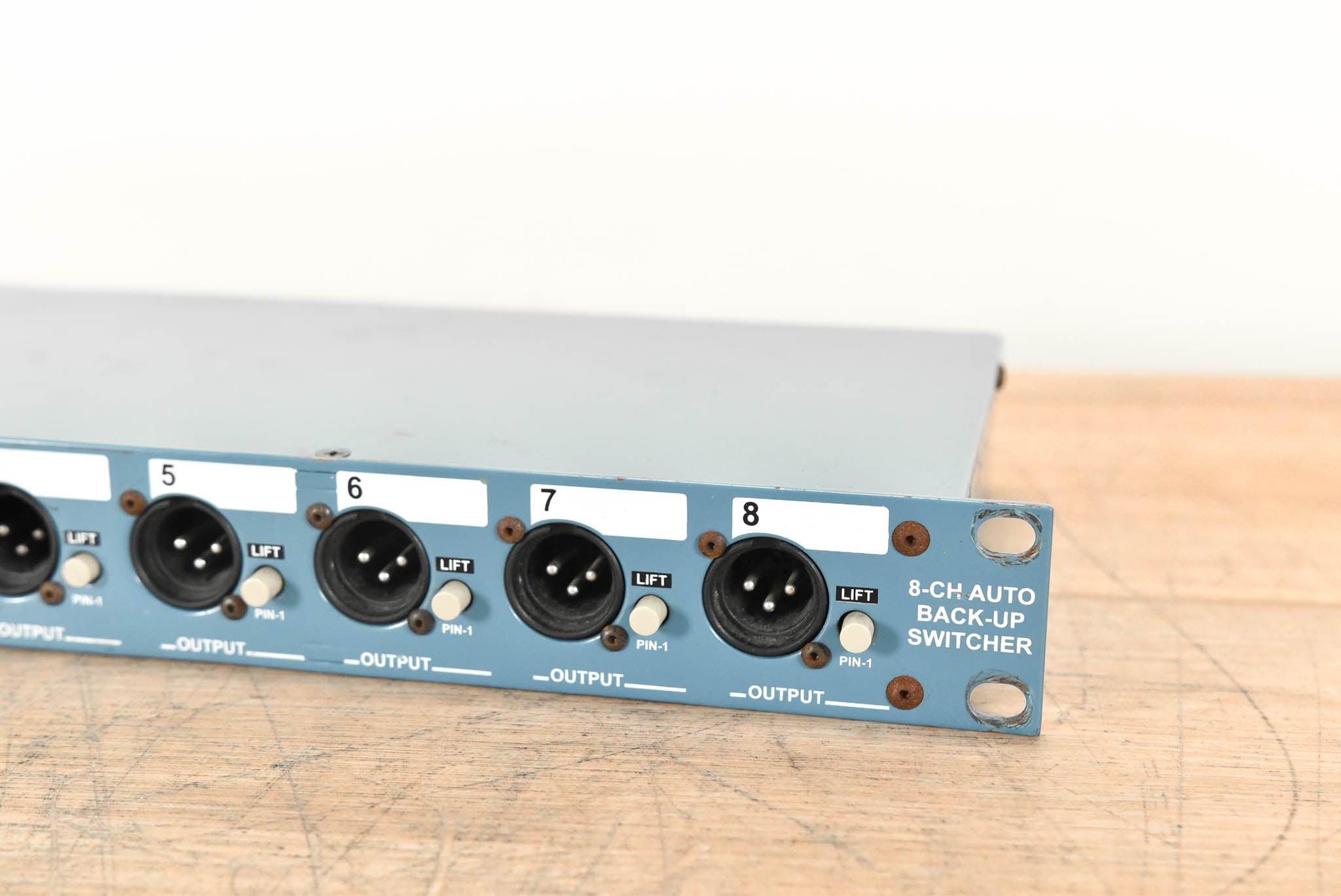 Radial SW8 MK2 8-Channel Line Level Auto-Switcher