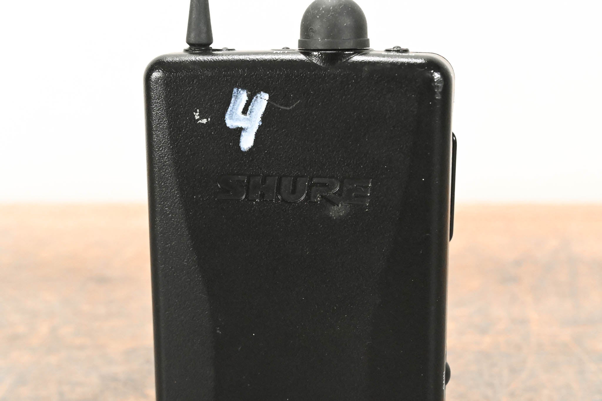 Shure PSM200 In-Ear Personal Monitoring System - H2 Band: 518-554 MHz