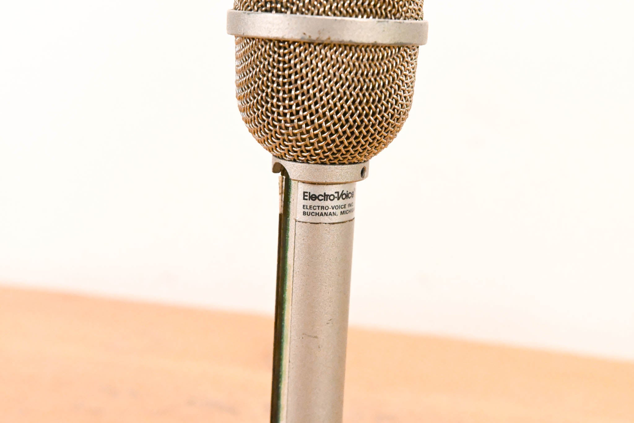Electro-Voice (EV) RE11 Supercardioid Dynamic Microphone
