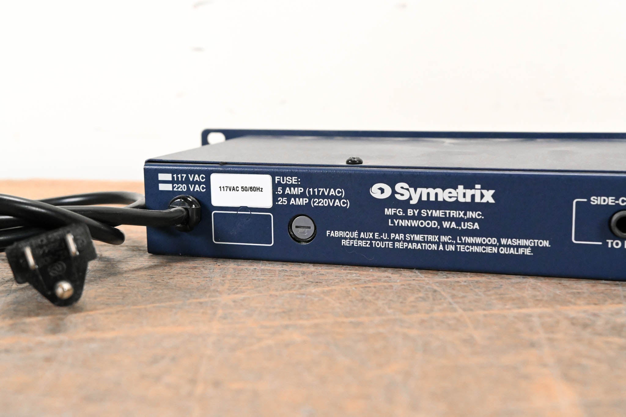 Symetrix 501 Peak-RMS Compressor/Limiter