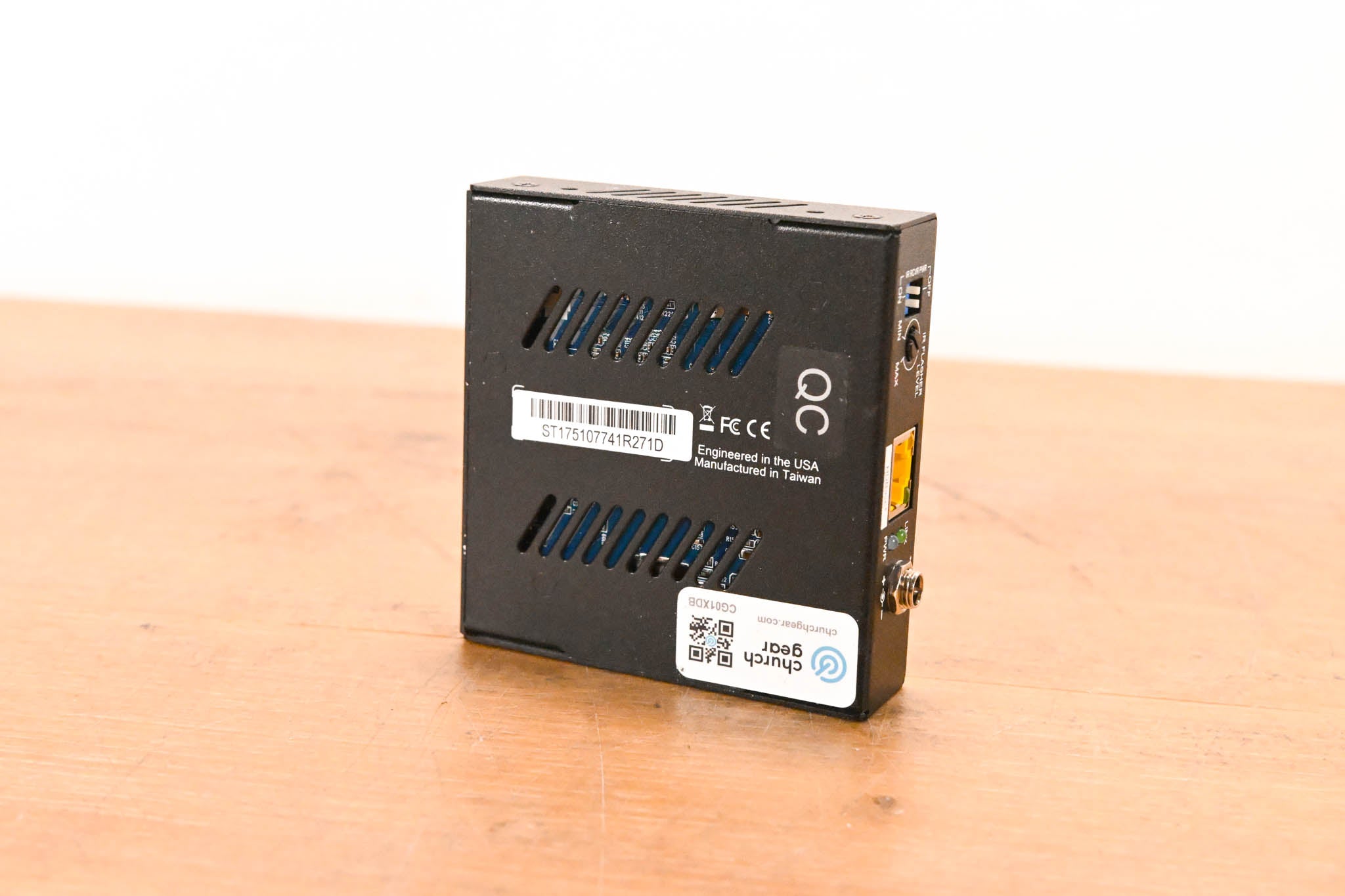 Binary B-520-RX-230-IR 520 Series 1080p HDBaseT Receiver w/ IR (NO PSU)