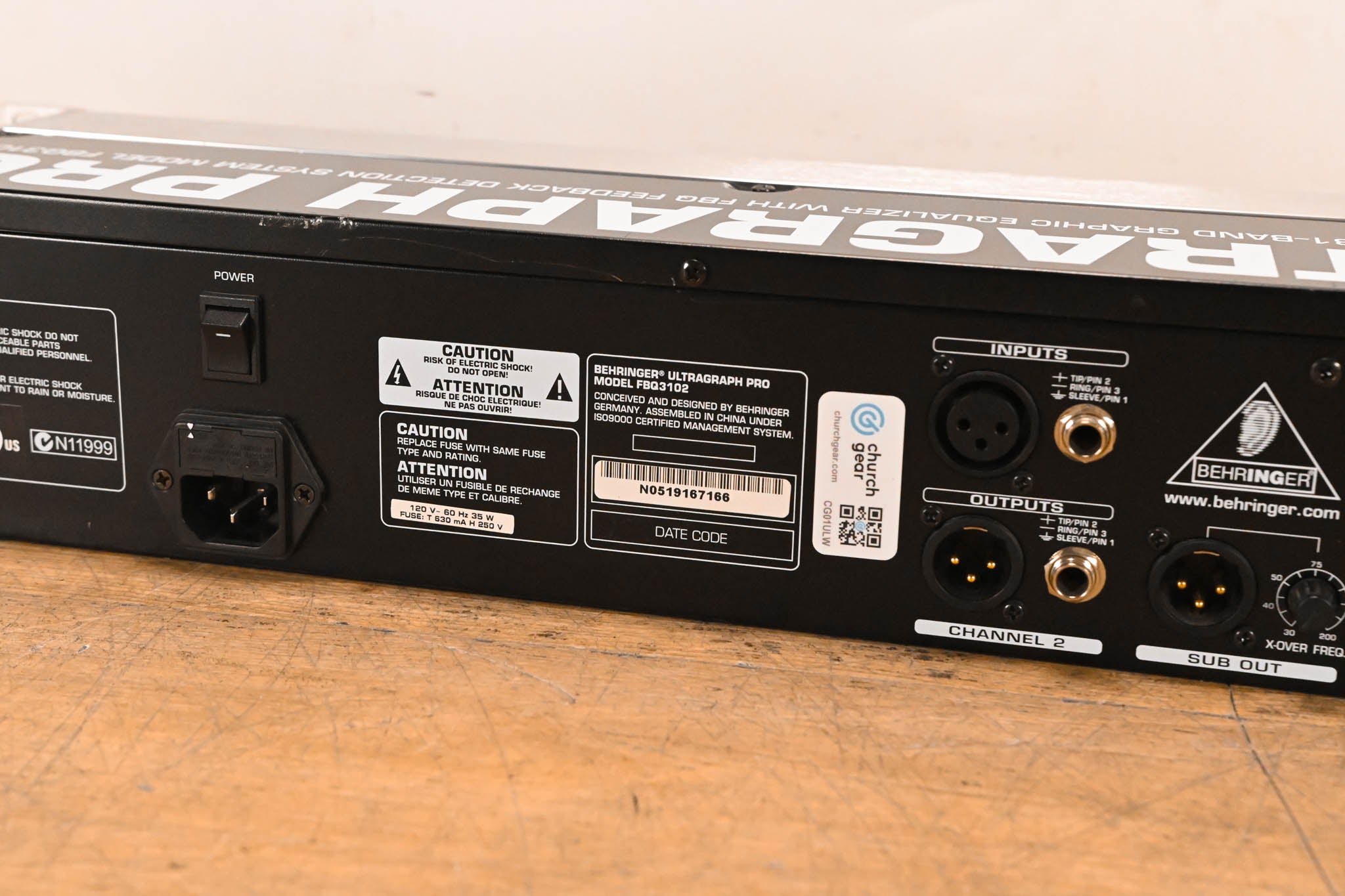 Behringer ULTRAGRAPH PRO FBQ3102 Dual 31-Band Graphic Equalizer