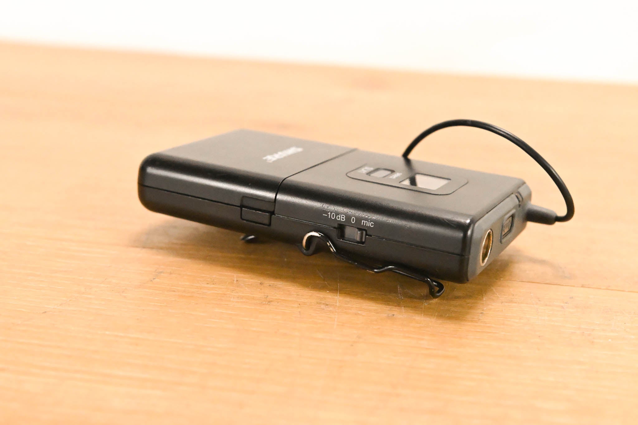 Shure SLX14 Bodypack Wireless System - J3 Band (NO POWER SUPPLY)