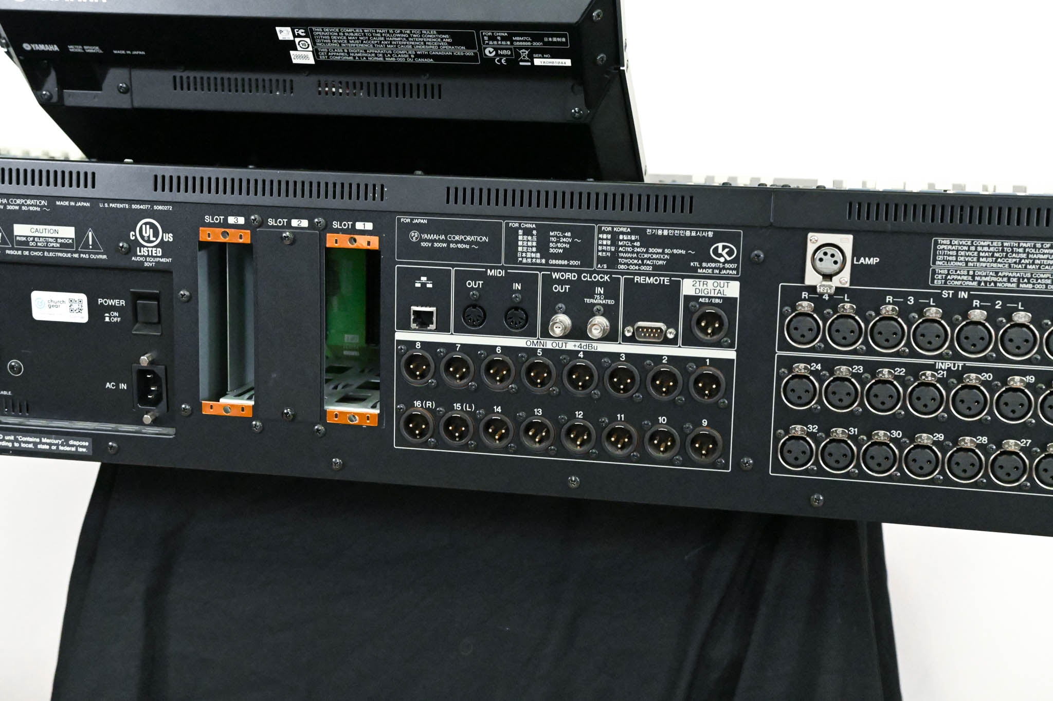 Yamaha M7CL-48 48-Channel Digital Audio Mixing Console