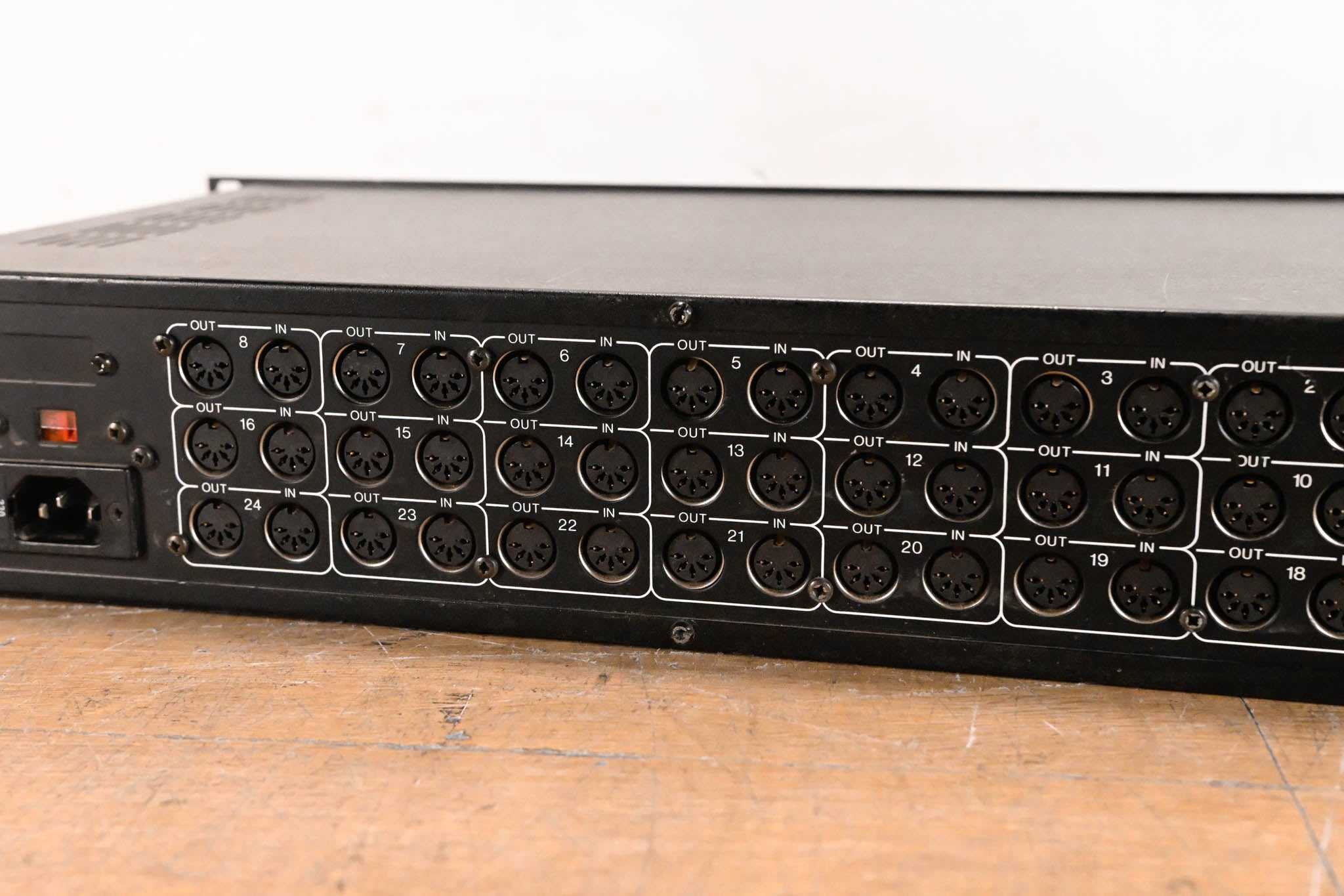 TC Electronic MM24 MIDI Matrix