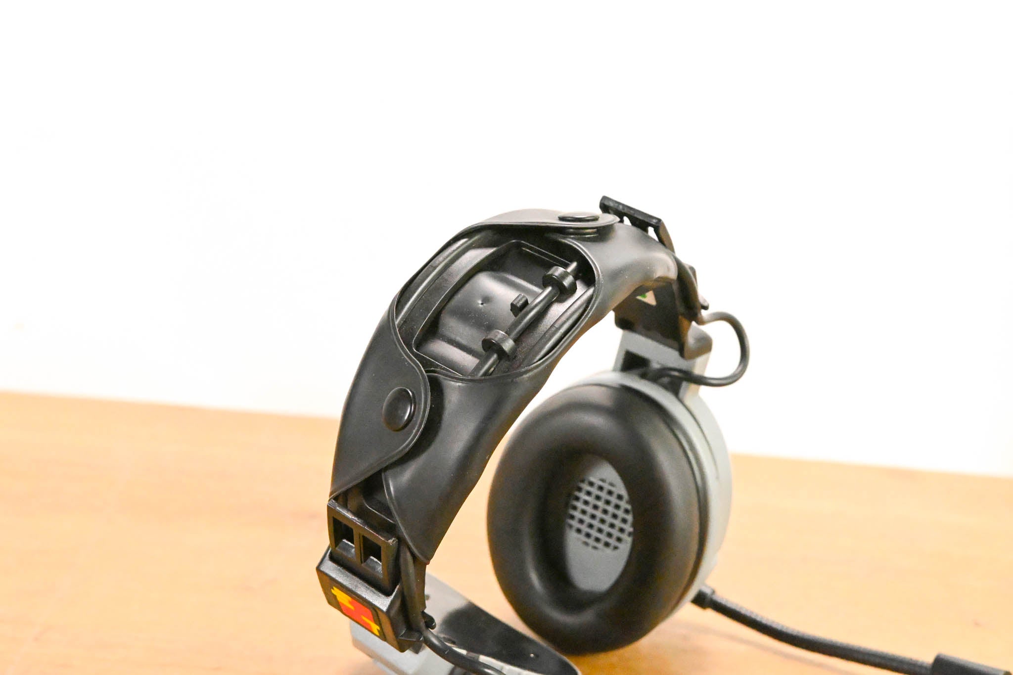 Eartec ComSTAR Single-Ear Full Duplex Wireless Headset
